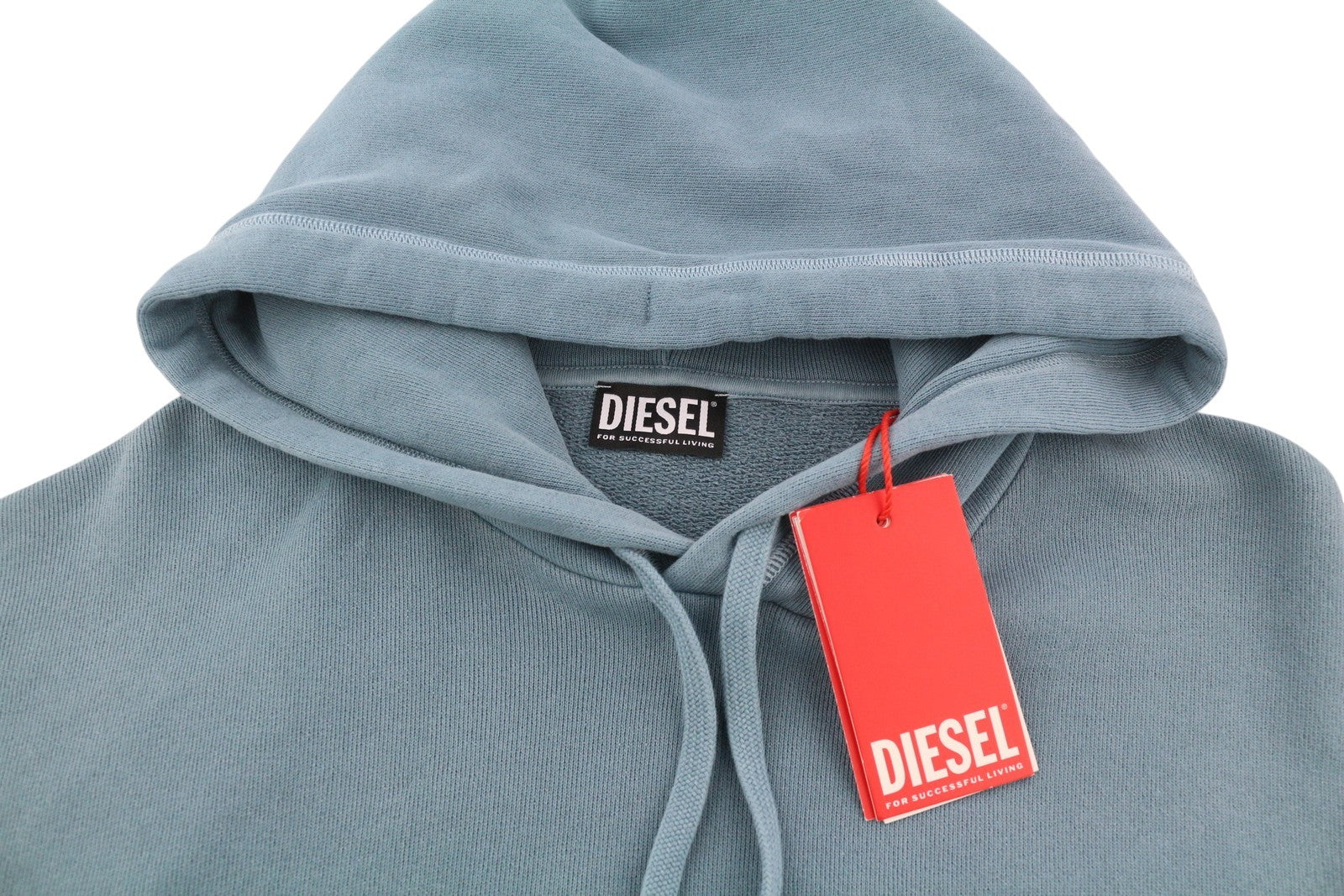 DIESEL S-Ummer-C1 vyriškas džemperis su gobtuvu, 2XL dydžio, skalbtos mėlynos spalvos, su didelėmis kengūros kišenėmis. Rekomenduojama kaina – 250 €. 
