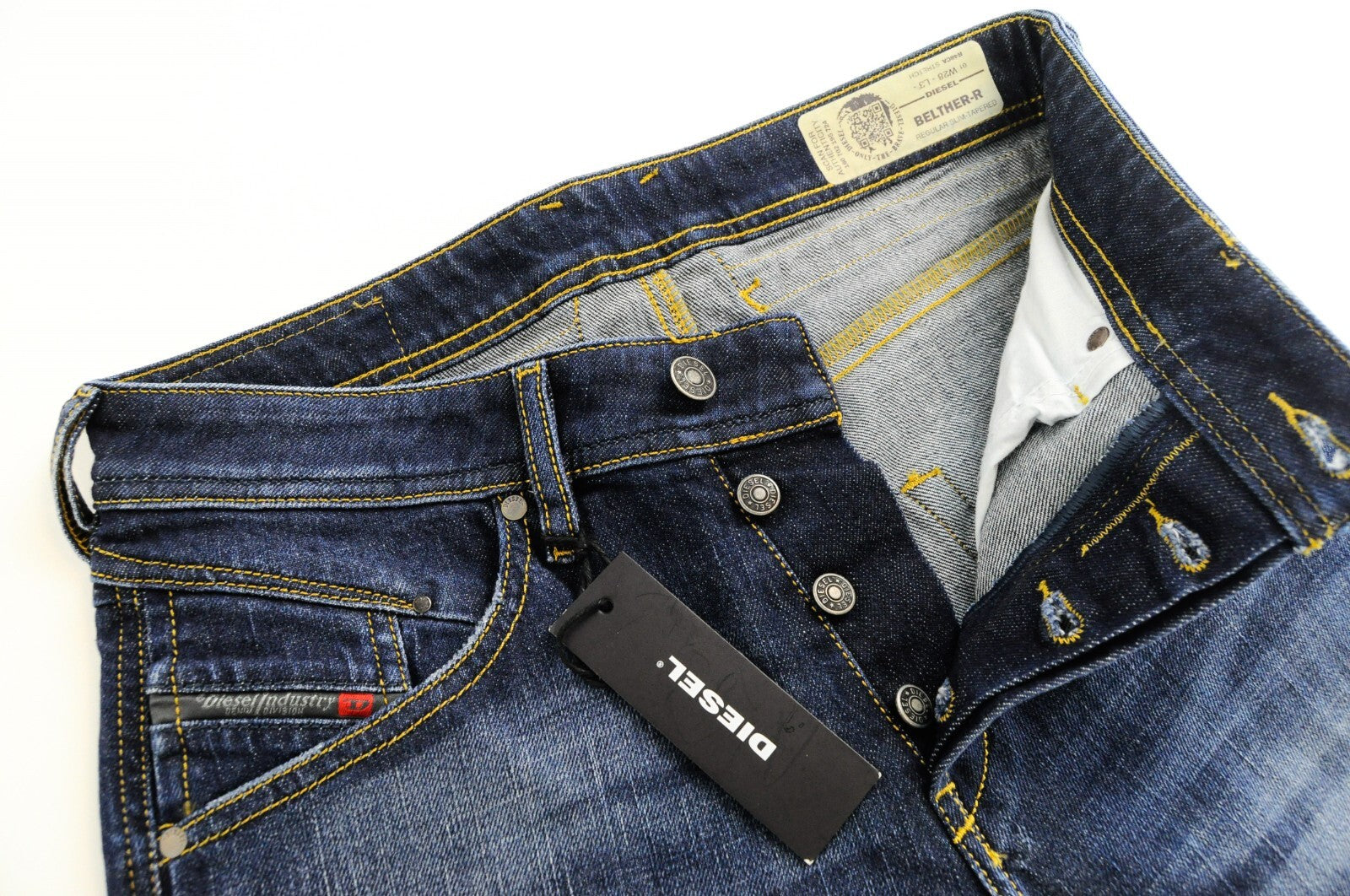 DIESEL Belther-R R48CA vyriški tamsiai mėlyni džinsai W28/L32 Slim Tapered Cotton Stretch 