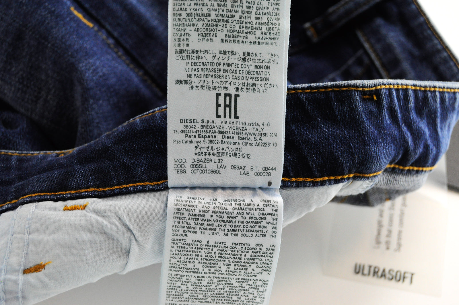 DIESEL D-Bazer 083AZ vyriški mėlyni džinsai W27/L32 siaurėjantys, plėšyti medvilniniai tamprūs džinsai 