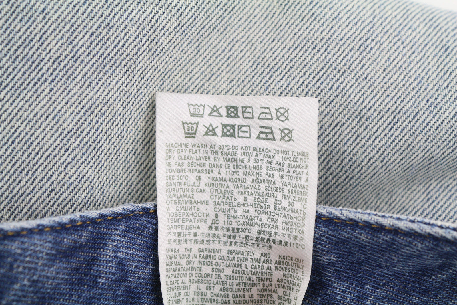 DIESEL D-Rekiv-Z 09C90 vyriški džinsai W32/L34, plėšyti, tiesūs, skalbti, rekomenduojama kaina – 295 € 