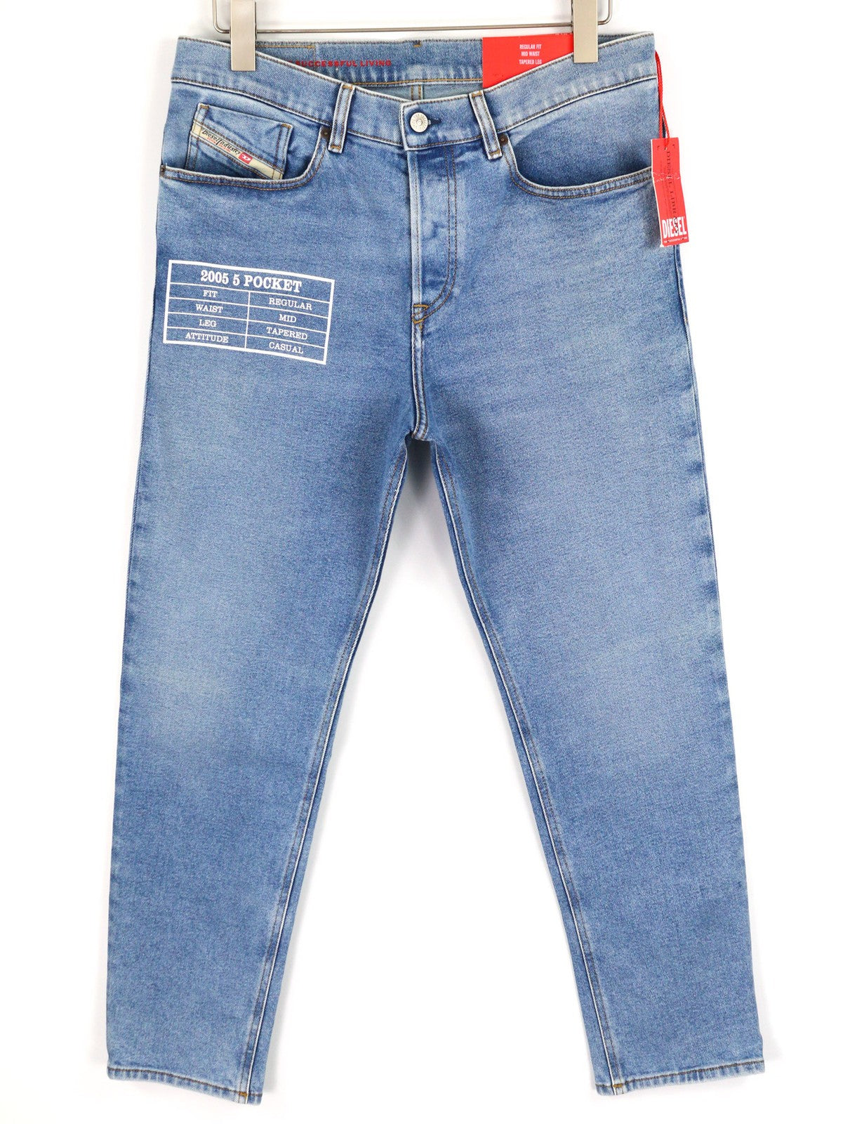 DIESEL 2005 D-Fining 9B92S vyriški džinsai W32/L32 įprasti, vidutinio ūgio, siaurėjantys, mėlyni, rekomenduojama kaina – 160 € 