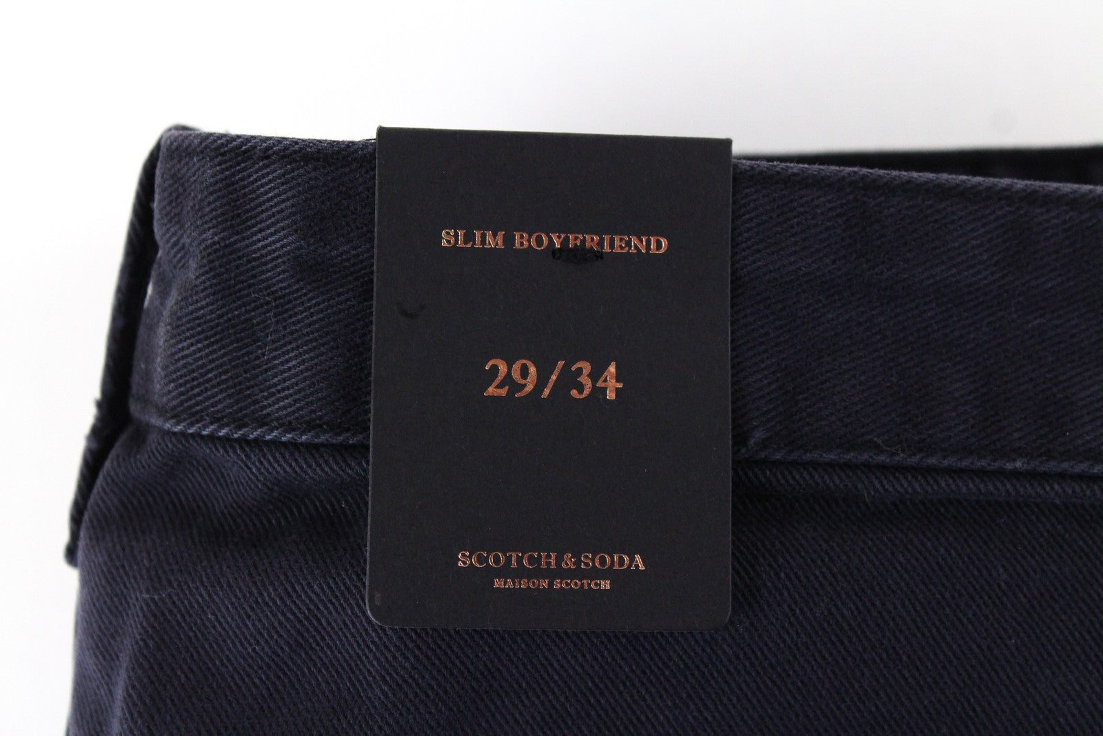 MAISON SCOTCH moteriški džinsai W29/L34 Slim boyfriend fit, medvilniniai, tamsiai mėlyni, su užtrauktuku ir plėšytomis juostelėmis 