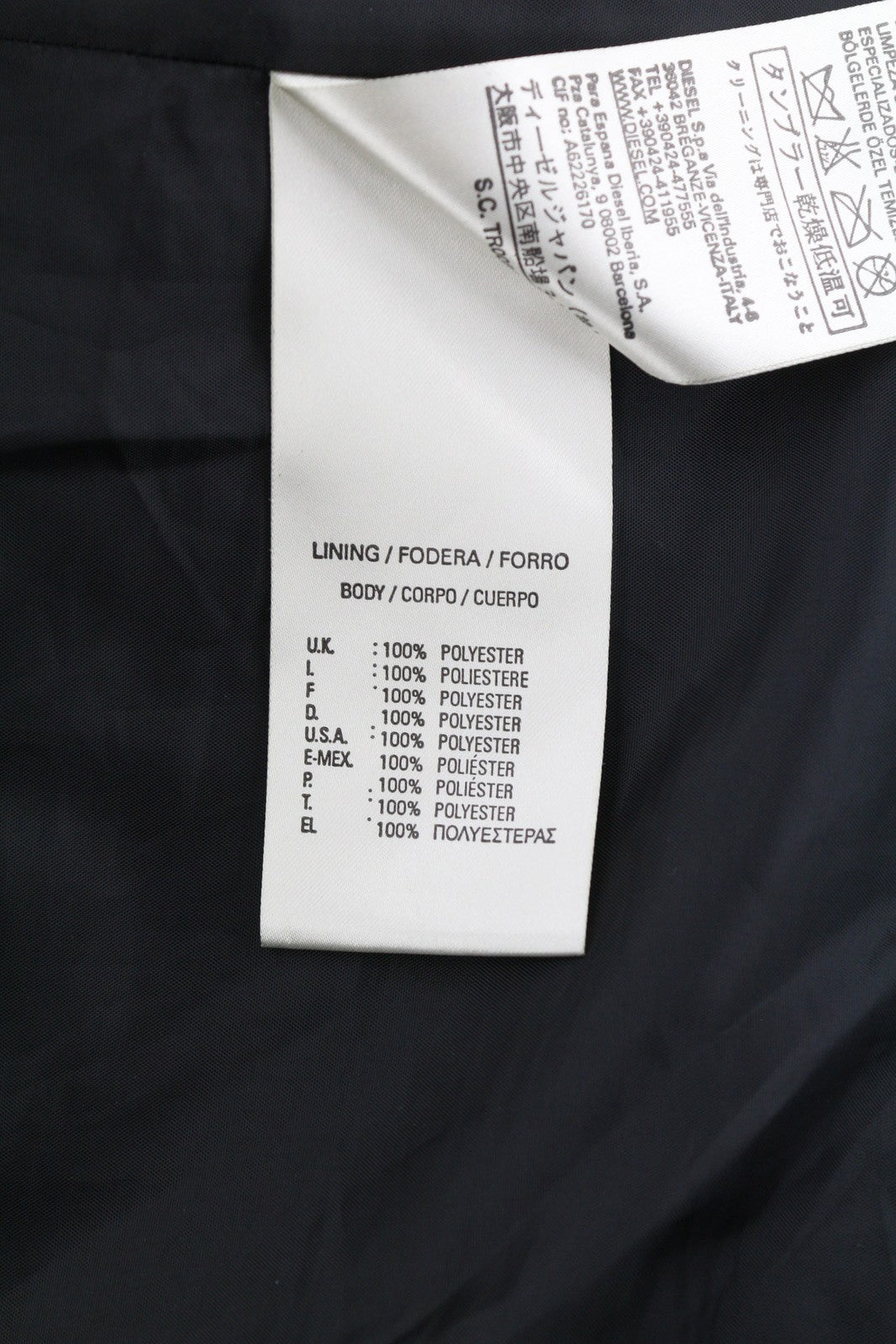 DIESEL vyriška striukė L, juoda, ėriuko odos, asimetrinė, su užtrauktuku, juostele, kaklu, logotipu. 