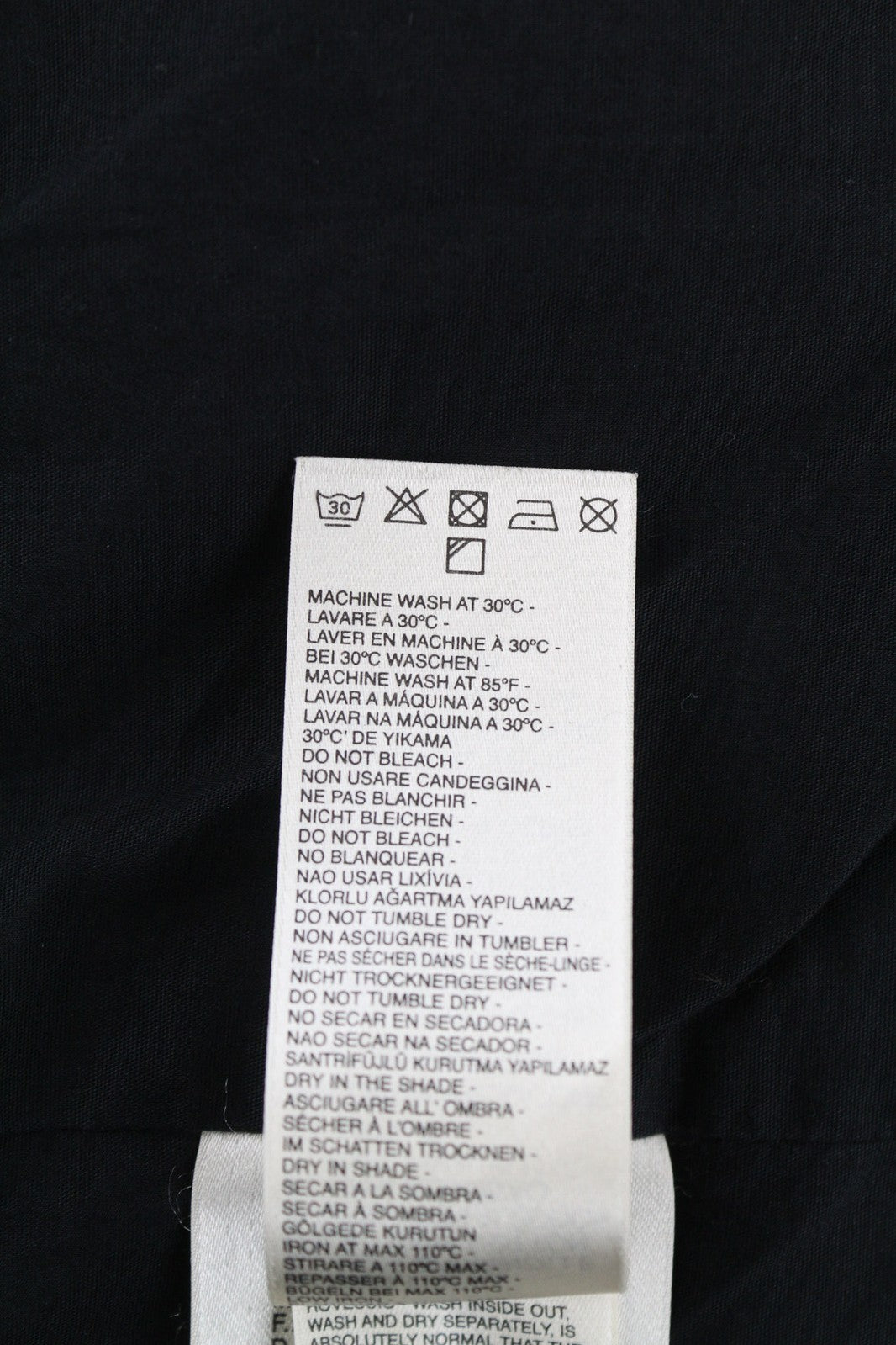 DIESEL Jamede vyriška striukė S, chaki spalvos, užtrauktuku, aukšta apykakle, pamušalu, raišteliu, logotipu ant juosmens. 