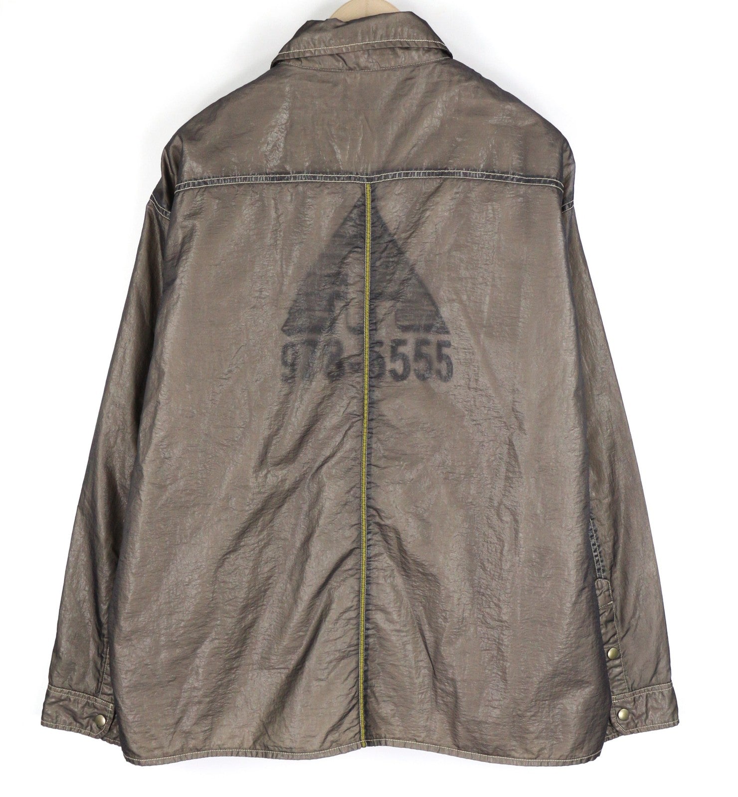 DIESEL S-U24 vyriška striukė XL dydžio, su spaudėmis, blizgančiu pamušalu, lengva, rekomenduojama kaina – 275 € 