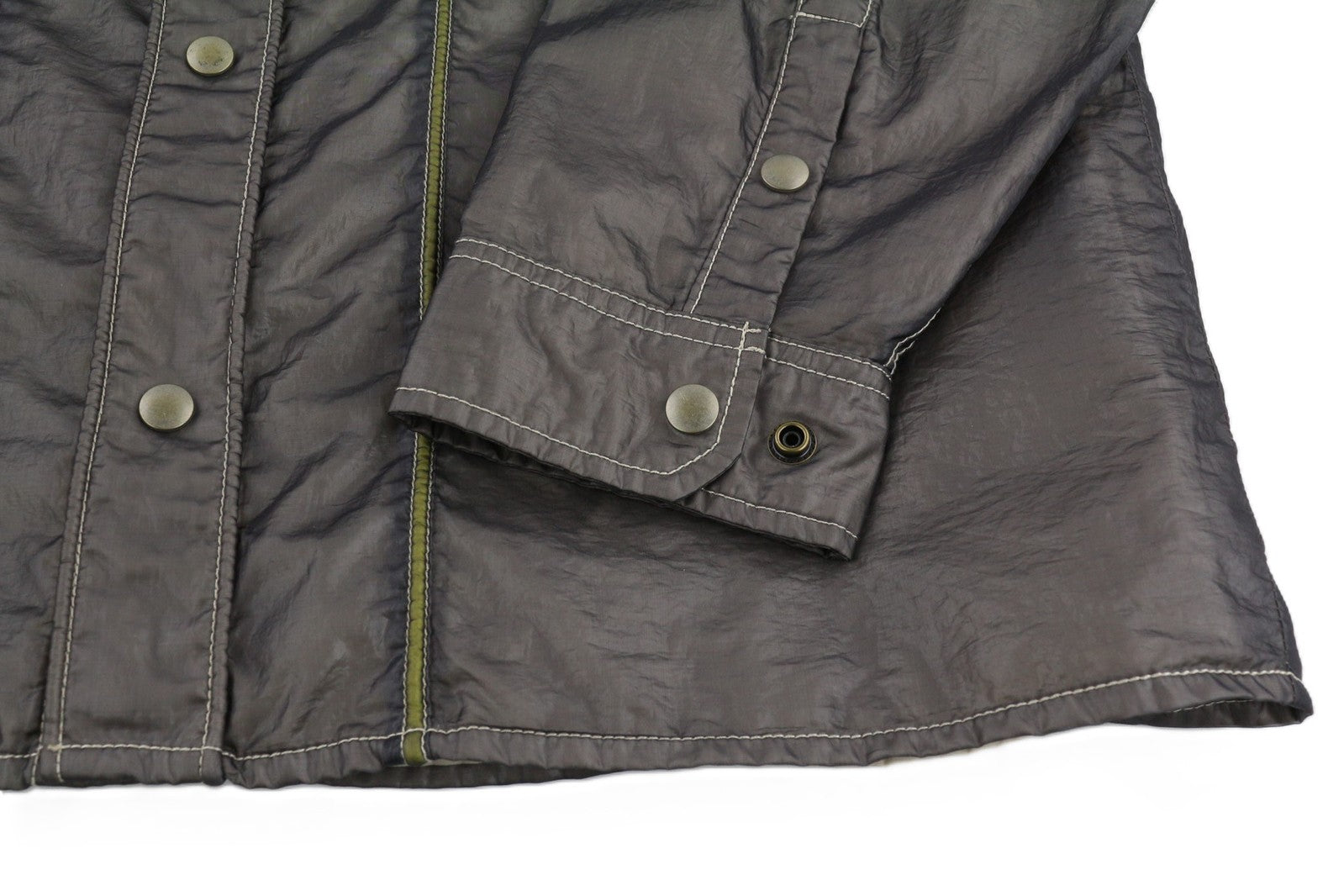 DIESEL S-U24 vyriška striukė L su spaudėmis, blizgančiu pamušalu, lengva, RRP 275 €