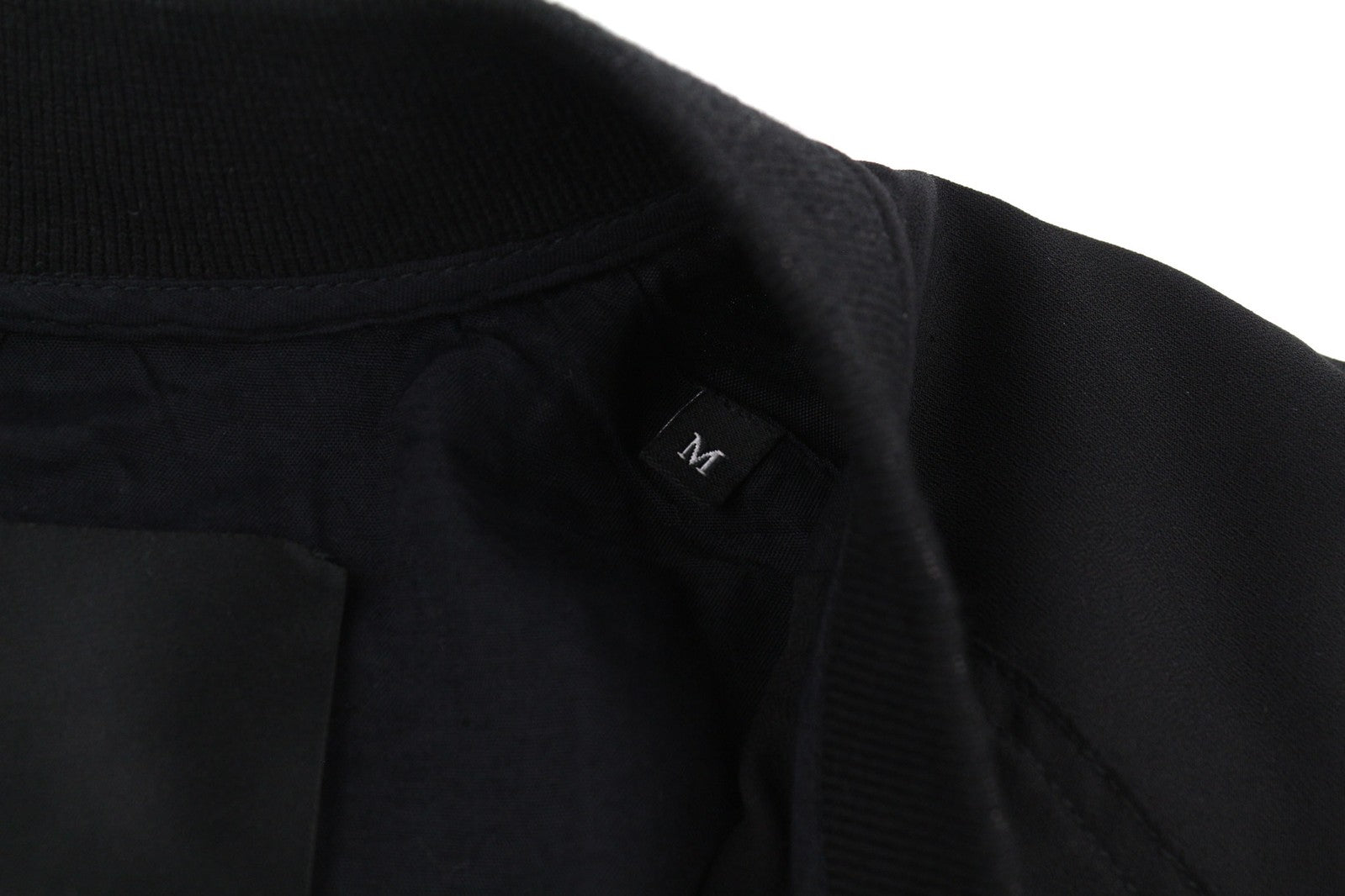 DIESEL G-Absol-L moteriškas švarkas L, juodas, su bomber stiliaus užtrauktukais ir pamušalu. RMK 250 € 