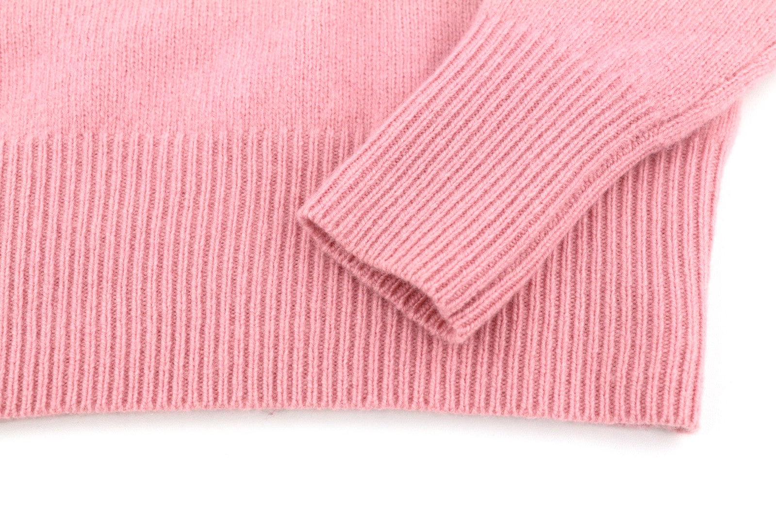 DIESEL M-Areesa moteriškas megztinis XS dydžio, vilnonis, kašmyro megztinis su iškirpte, rekomenduojama mažmeninė kaina – 300 € 