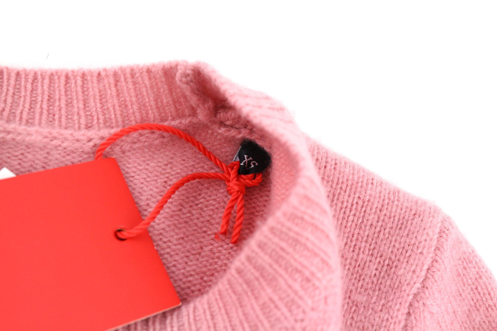 DIESEL M-Areesa moteriškas megztinis XS dydžio, vilnonis, kašmyro megztinis su iškirpte, rekomenduojama mažmeninė kaina – 300 € 