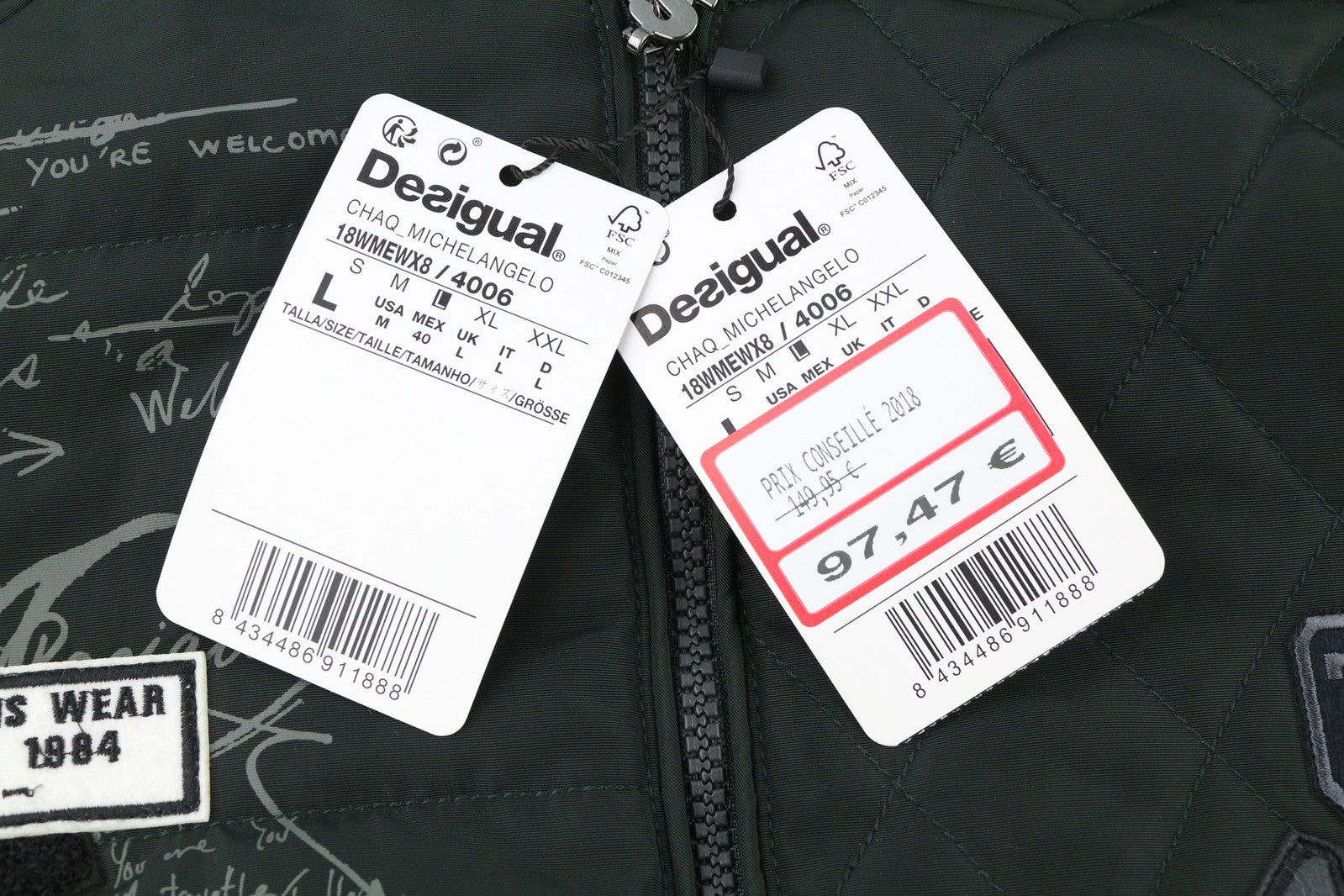 DESIGUAL vyriška striukė L dydžio bomber stiliaus, su izoliaciniais lopais, logotipu, užtrauktuku ir pamušalu, juoda 