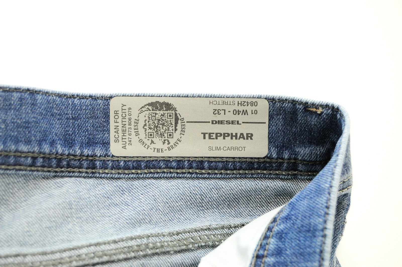 DIESEL Tepphar 0842H vyriški džinsai W40/L32 Slim Carrot Fit, mėlyni, 5 kišenių, tamprūs 