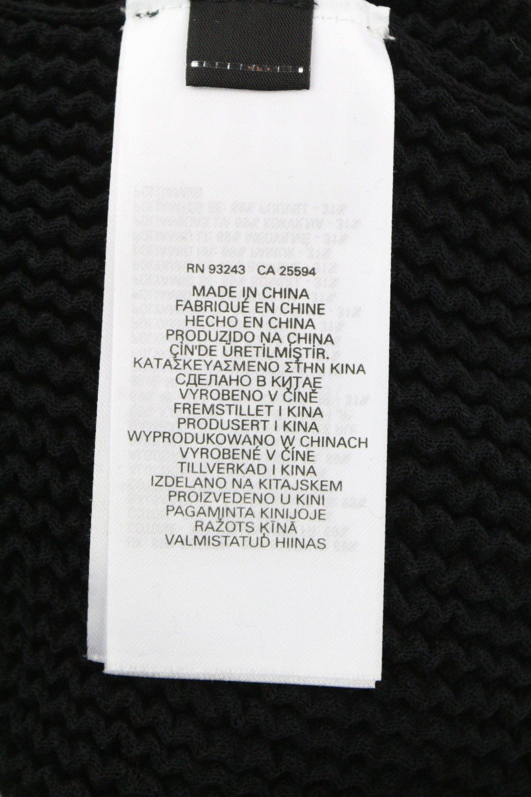 DIESEL M-Arianne moteriškas megztinis su apvalia kaklo iškirpte, megztas tamprus, juodas, rekomenduojama kaina 175 € 