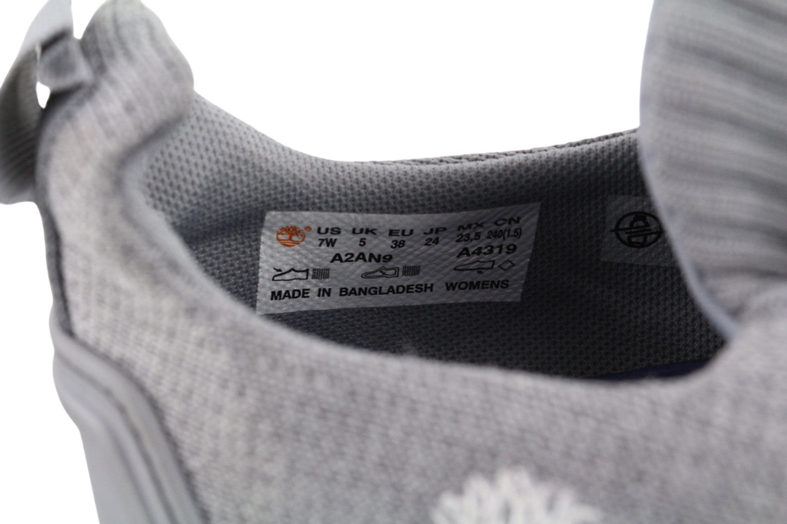 TIMBERLAND A2AN9-A4519 moteriški sportbačiai EU37.5/38 pilki tekstiliniai žemapadžiai sportbačiai 