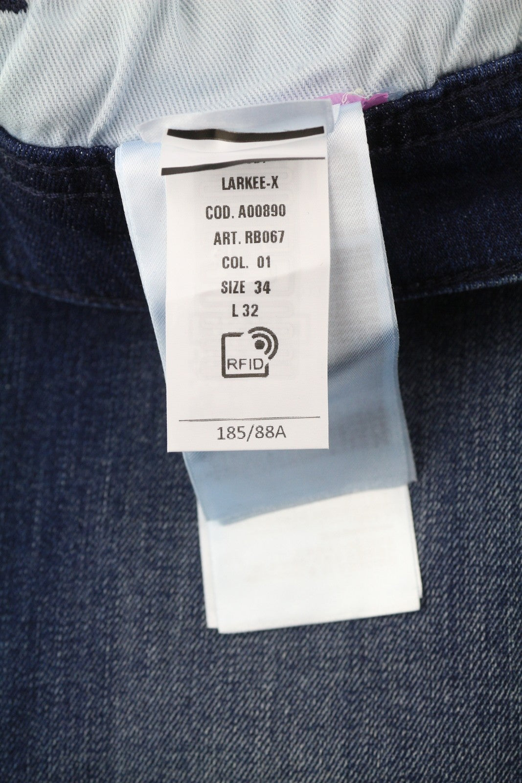 DIESEL 1985 Larkee RB067 vyriški džinsai W34/L32 tiesaus kirpimo, su sagomis, skalbtos mėlynos spalvos 