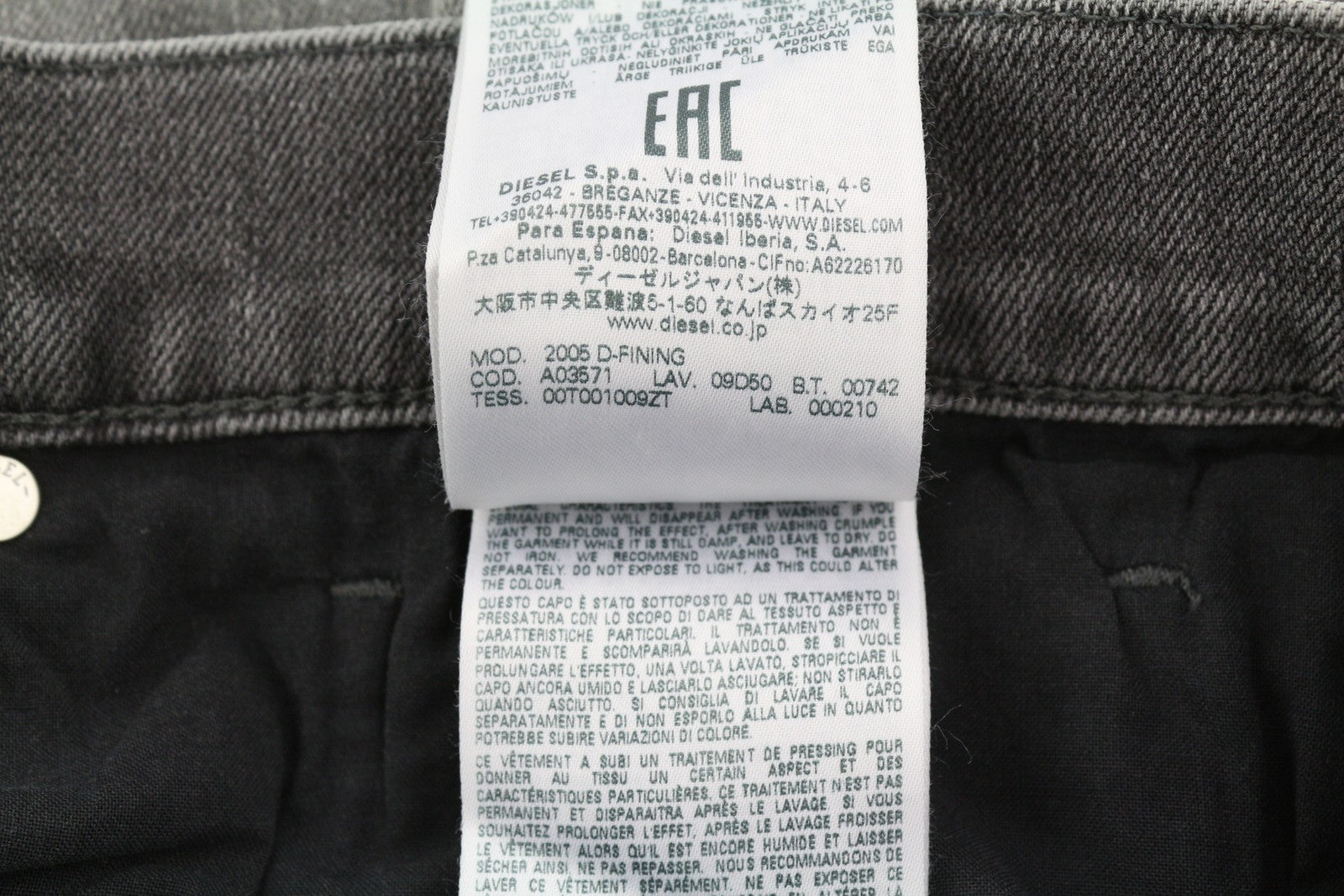 DIESEL 2005 D-Fining 09D50 vyriški džinsai, W36/L32, įprasto kirpimo, su sagomis, pilki. 