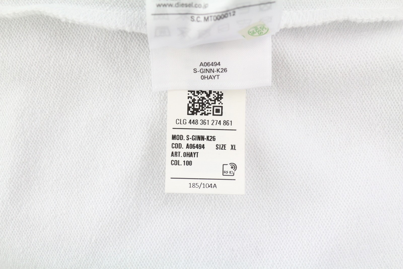 DIESEL S-Ginn-K26 vyriškas džemperis, XL dydžio, baltas, apvalios apykaklės, be pamušalo, rekomenduojama kaina – 110 € 