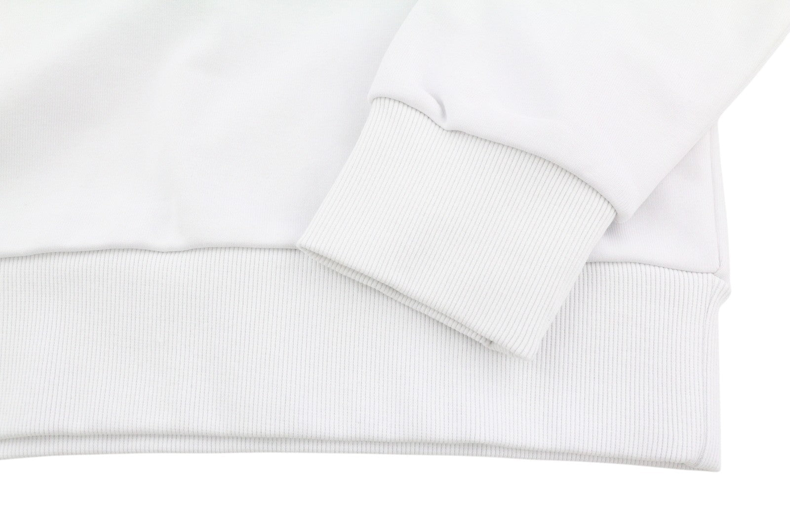 DIESEL S-Ginn-K26 vyriškas džemperis, XL dydžio, baltas, apvalios apykaklės, be pamušalo, rekomenduojama kaina – 110 € 