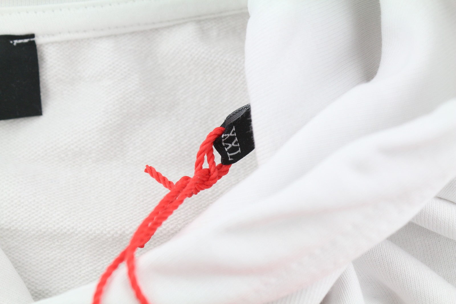 DIESEL S-Ginn-Hood-K25 vyriškas džemperis su gobtuvu, 2XL, baltas, su kengūros kišene, rekomenduojama kaina – 125 € 