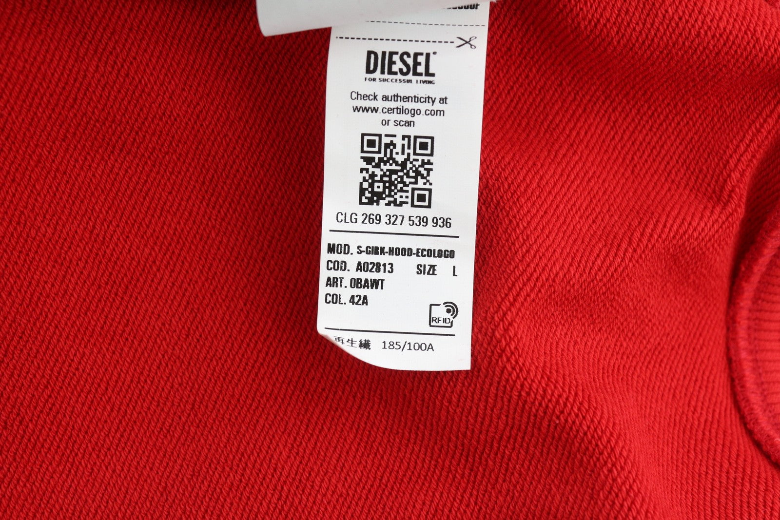 DIESEL S-Girk-Hood-Ecologo vyriškas džemperis su gobtuvu, L dydžio, raudonas, skalbtas, kengūros spalvos, rekomenduojama kaina – 150 € 