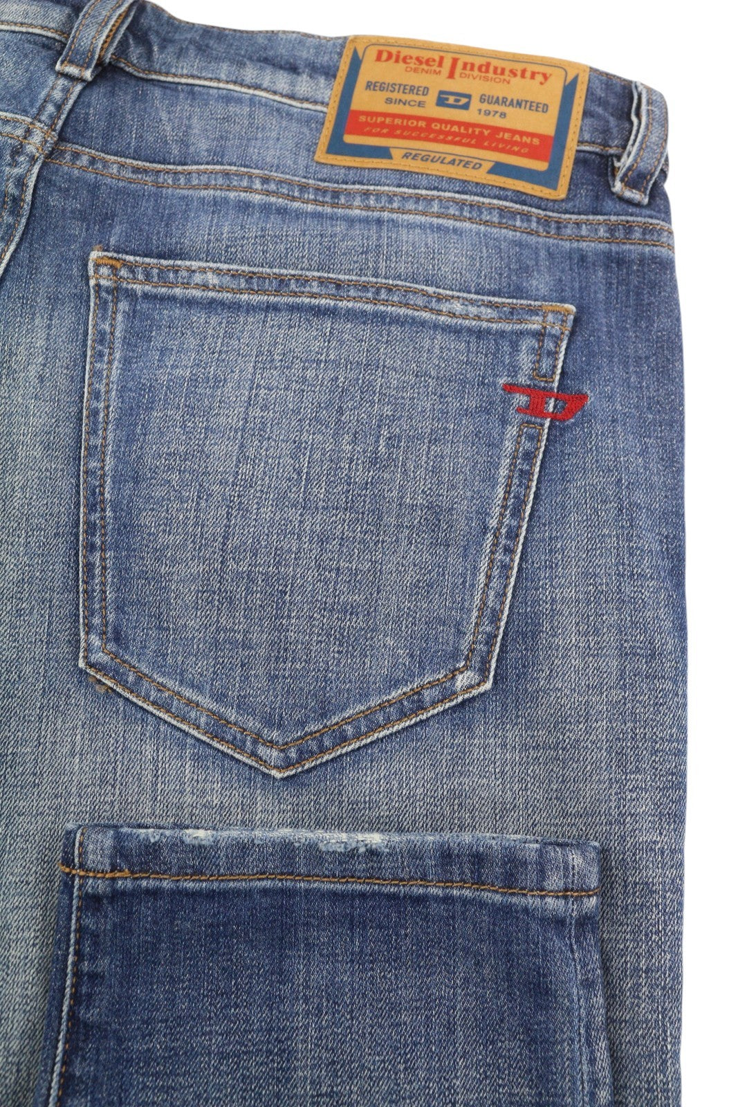 DIESEL 2019 D-Strukt 0DQAE Men Jeans W33/L34 Slim  Zip Fly Fade Effect RRP€175