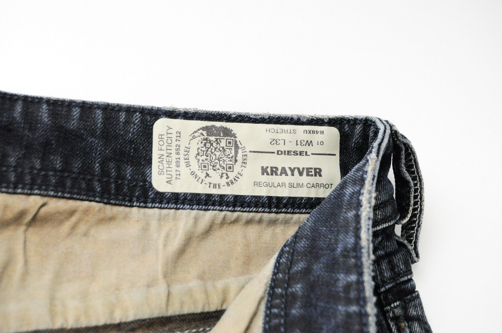 DIESEL Krayver R48XU vyriški džinsai W31/L32 Slim Carrot Fit mėlyni tamprūs džinsai 