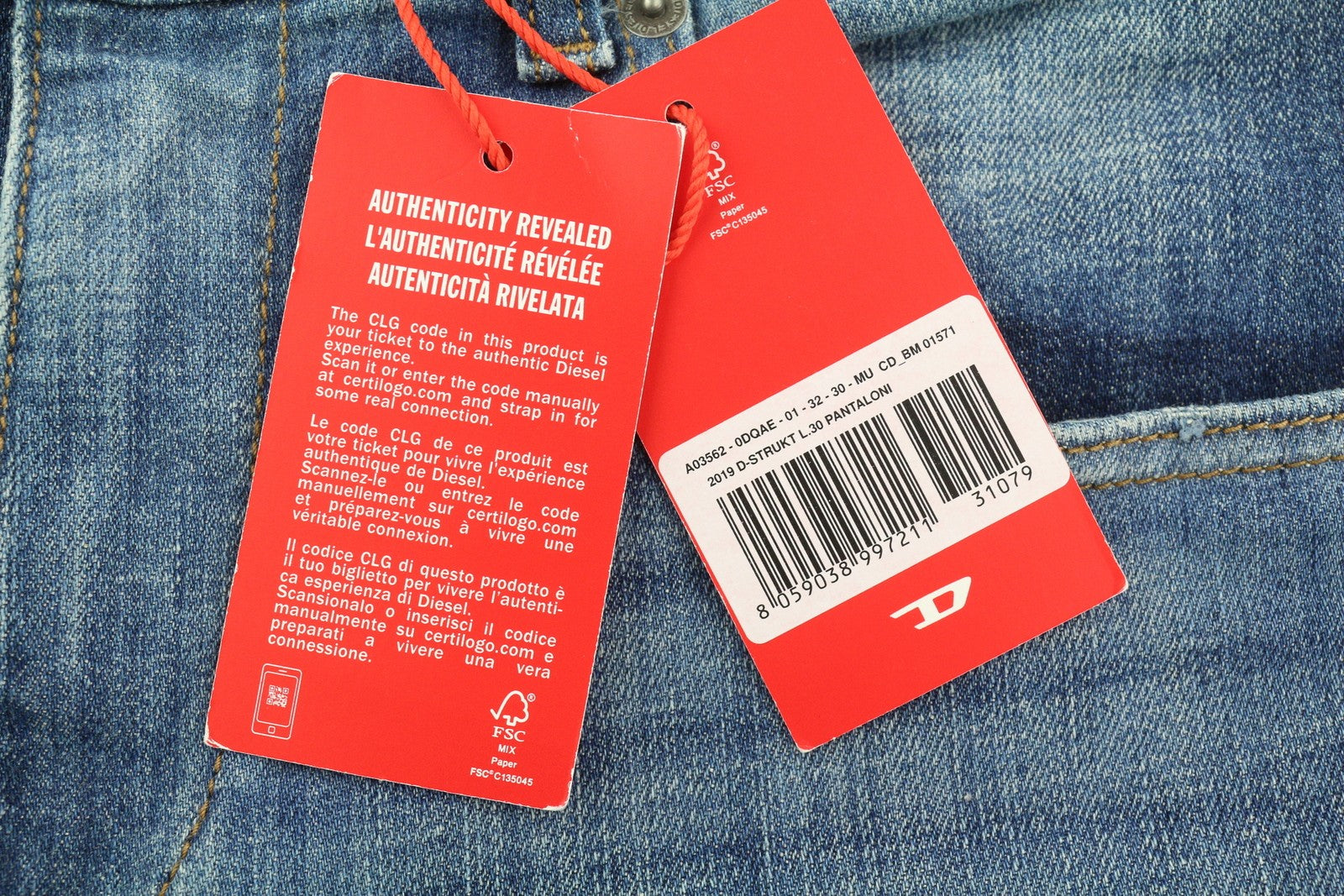 DIESEL 2019 D-Strukt 0DQAE vyriški džinsai W32/L30 Slim Zip Fly Fly Fade Effect RRP 175 € 