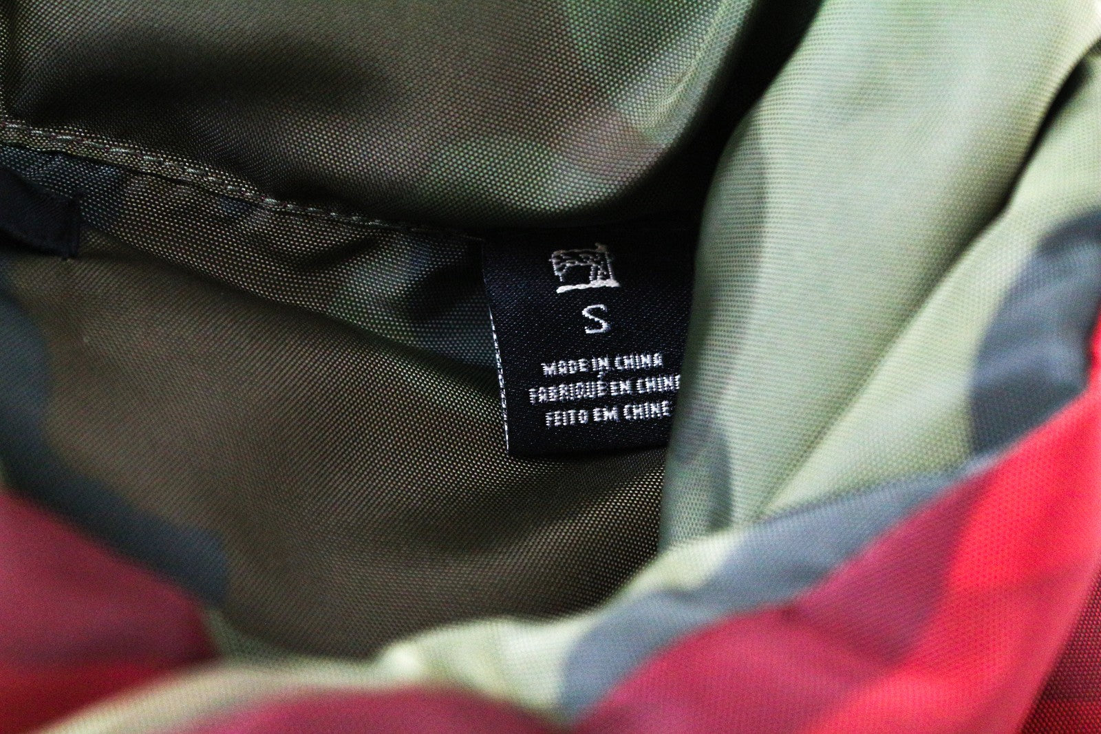 SCOTCH & SODA Men's S Camouflage Reversible Short Puffer Vest Snap Closure