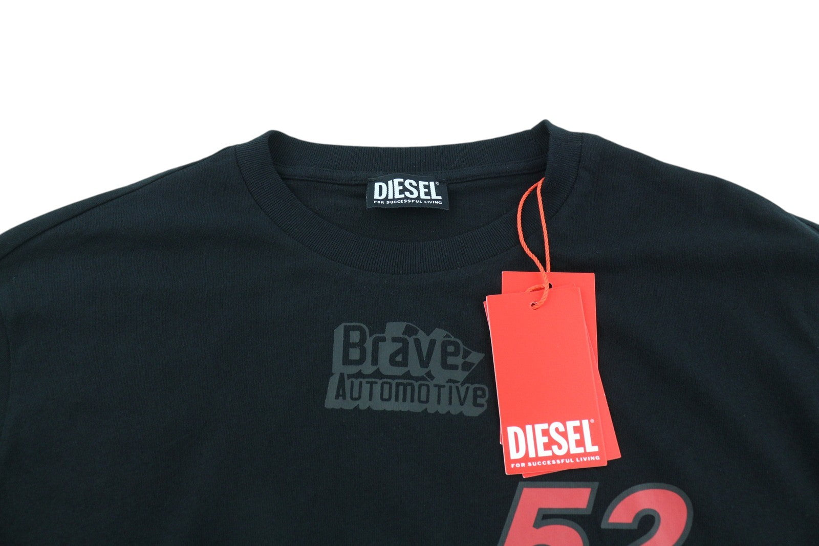 DIESEL T-Just-LS-C3 vyriški marškinėliai XL dydžio, juodi, medvilniniai, apvalia apykakle, ilgomis rankovėmis. Rekomenduojama kaina – 70 €. 