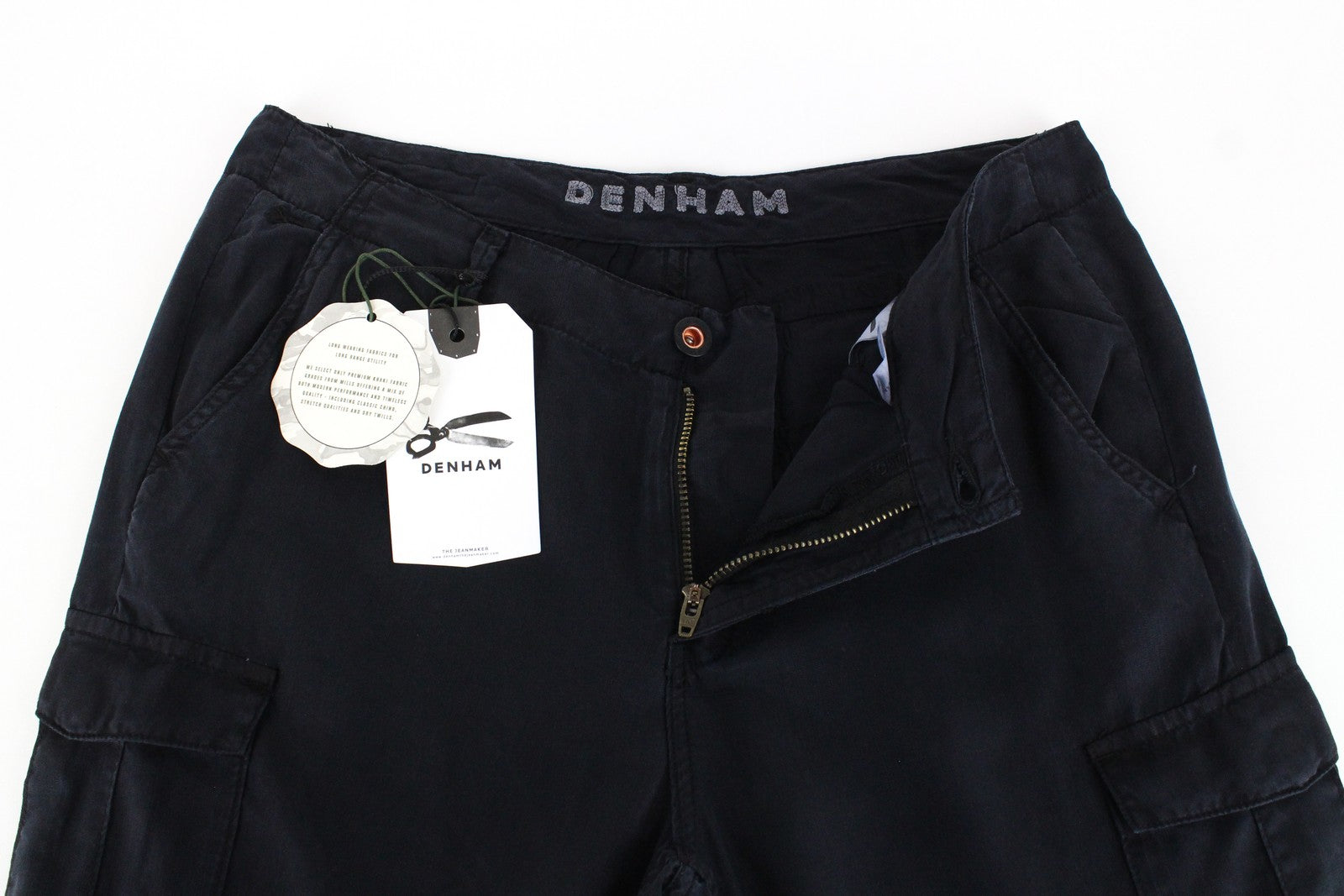 DENHAM Tara moteriškos W25/L26 juodos krovininės kelnės su lengvomis keliomis kišenėmis 