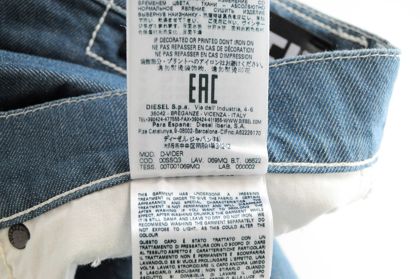 DIESEL D-Vider 069MQ vyriški džinsai W36/L32 morkų kirpimo, mėlyni, medvilniniai, su 5 kišenėmis. 