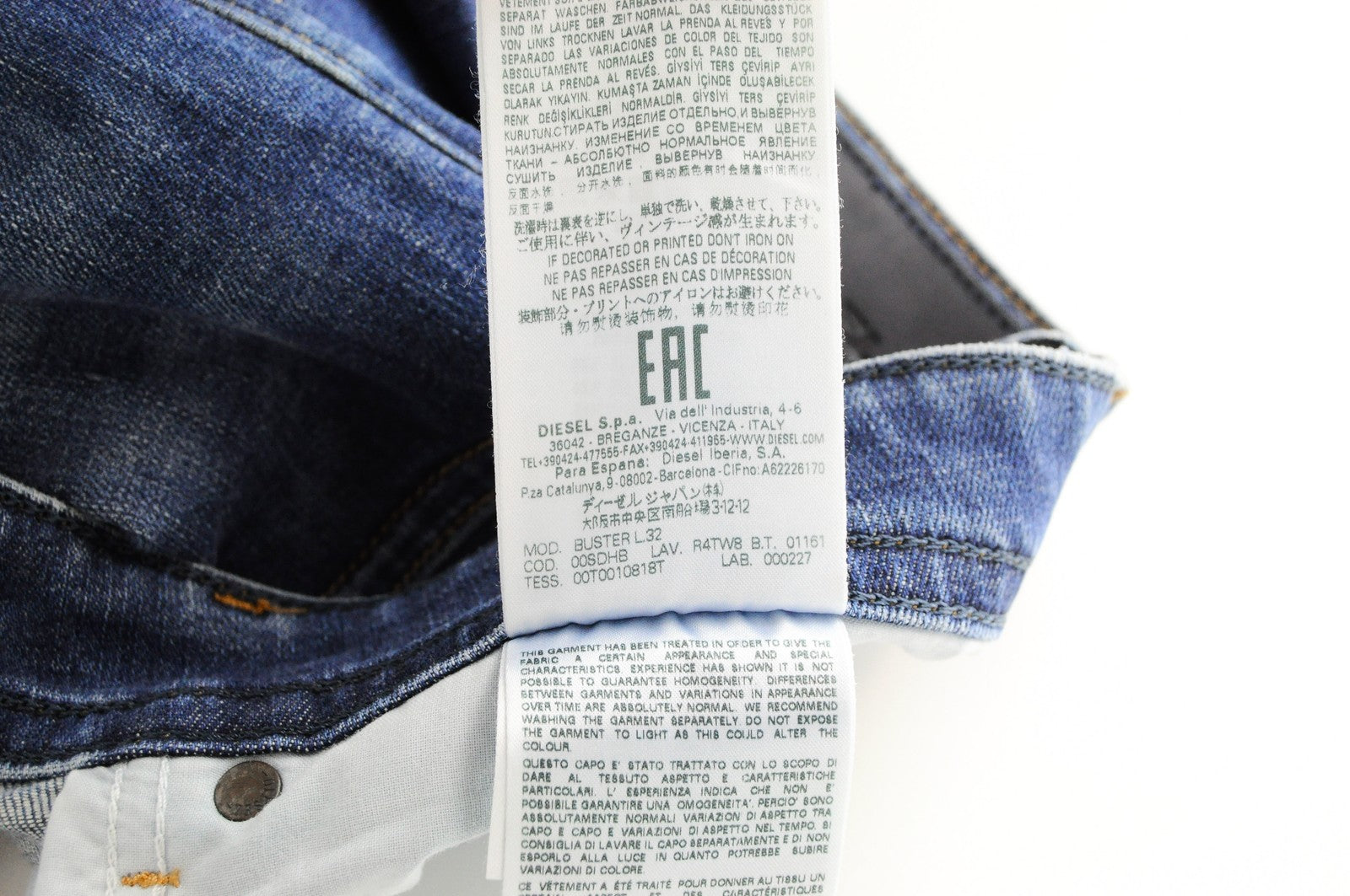 DIESEL Buster R4TW8 vyriški džinsai W30/L32 Slim Tapered mėlyni tamprūs skalbinių džinsai 