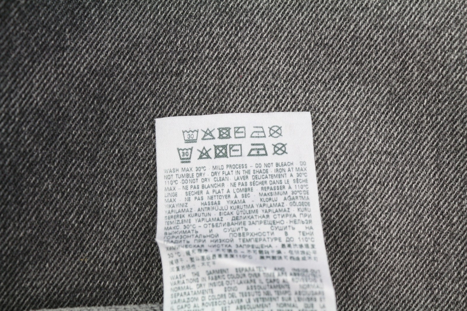 DIESEL 1995 D-SARK 007K8 vyriški džinsai W32/L32 Slim Straight, pilki, RMK 195 € 