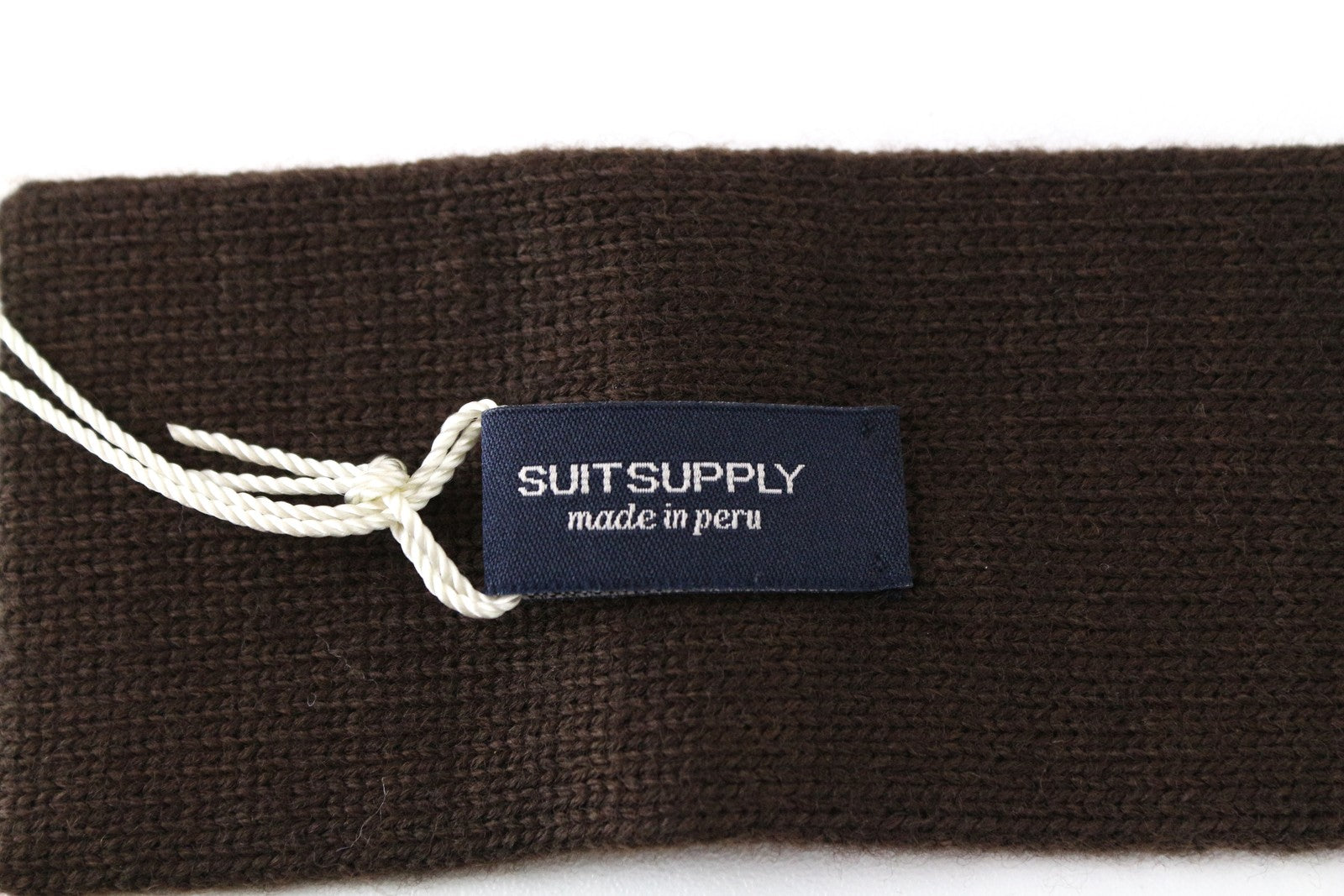 SUITSUPPLY vyriškas kaklaraištis ~145 x 6 cm grynos merino vilnos kvadratiniais galais megztas rudas 