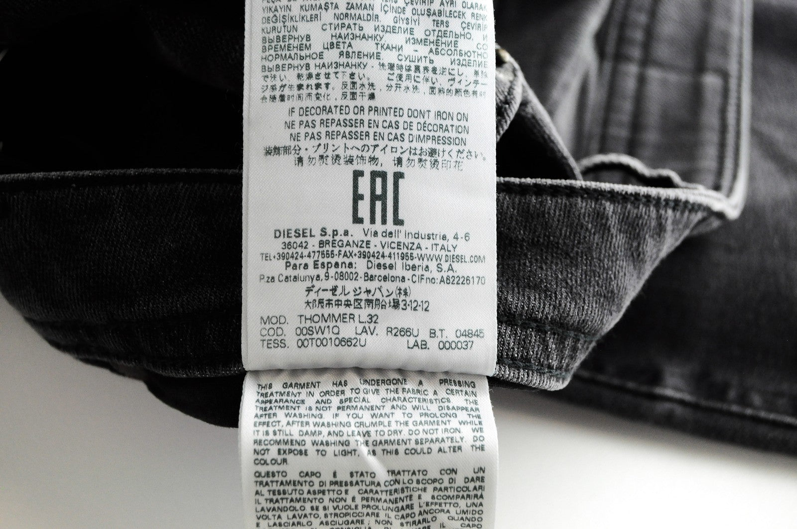 DIESEL Thommer R266U vyriški džinsai W29/L32 Slim Skinny pilki tamprūs medvilniniai džinsai 