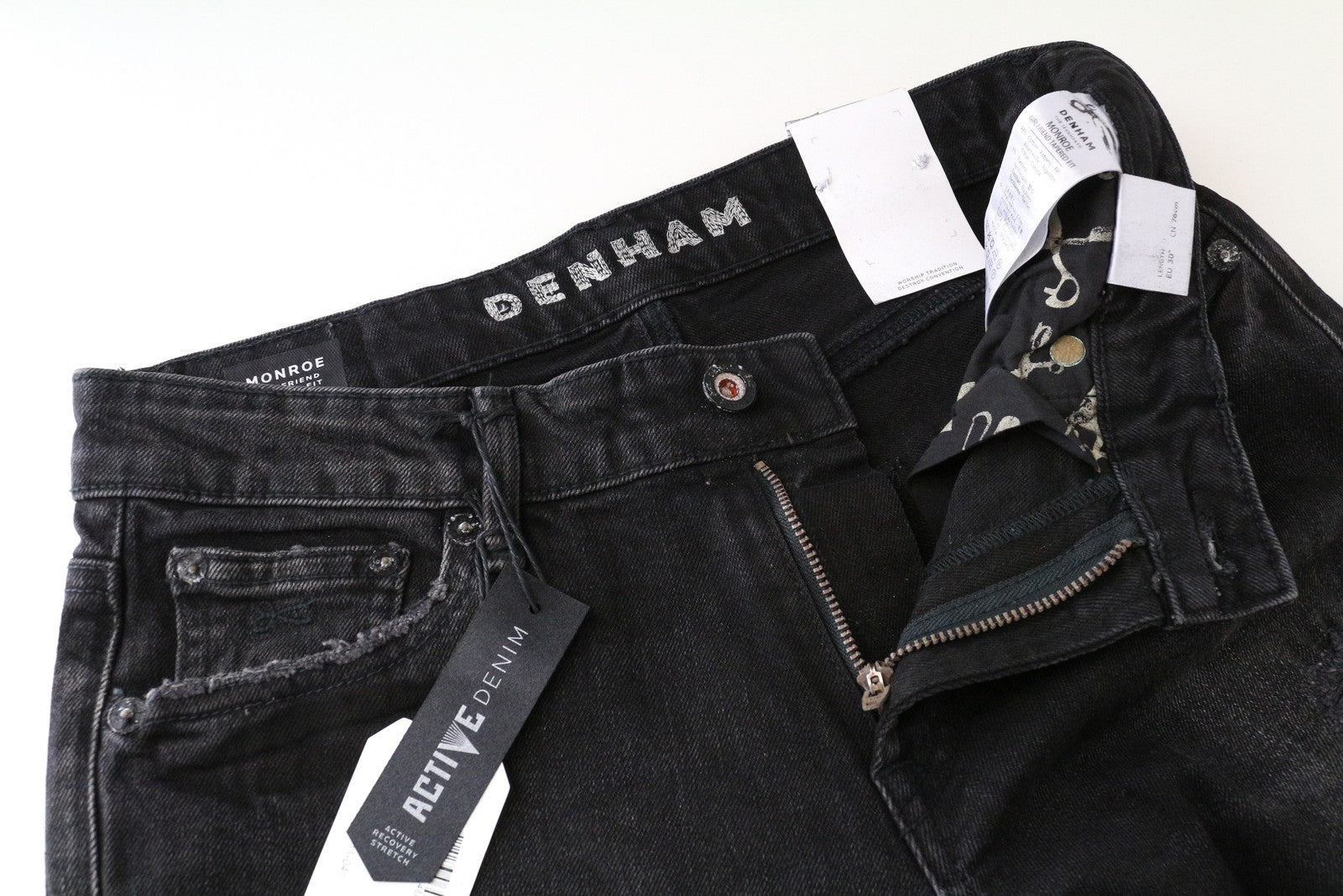 DENHAM Monroe moteriški džinsai W24/L30 siaurėjantys „Girlfriend“ stiliaus, juodi, skalbti 