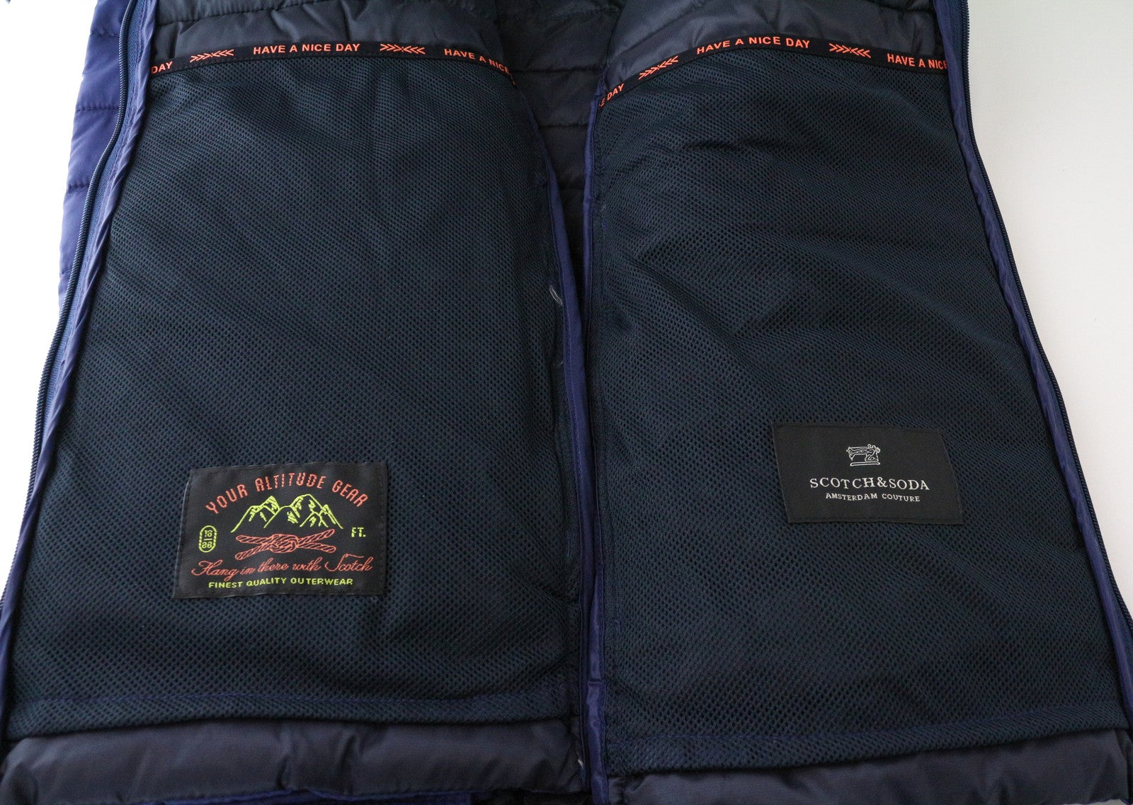 SCOTCH &amp; SODA vyriška striukė MEDIUM, dygsniuota, paminkštinta, mėlyna, trumpa, laisvalaikio stiliaus, su pamušalu 