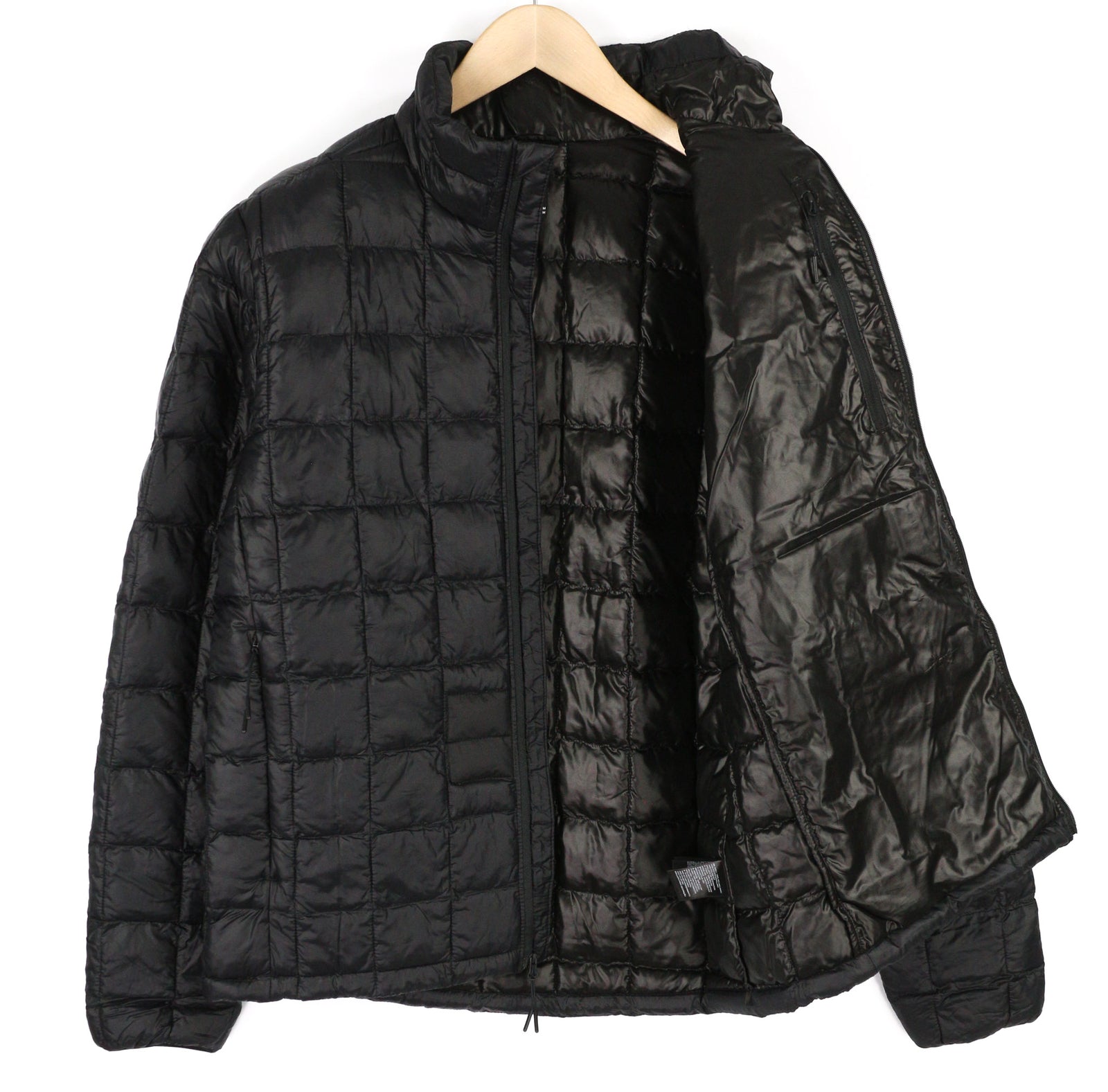 THE NORTH FACE ThermoBall Eco vyriška striukė M, juoda, dygsniuota, izoliuota, su logotipu ir pamušalu. 