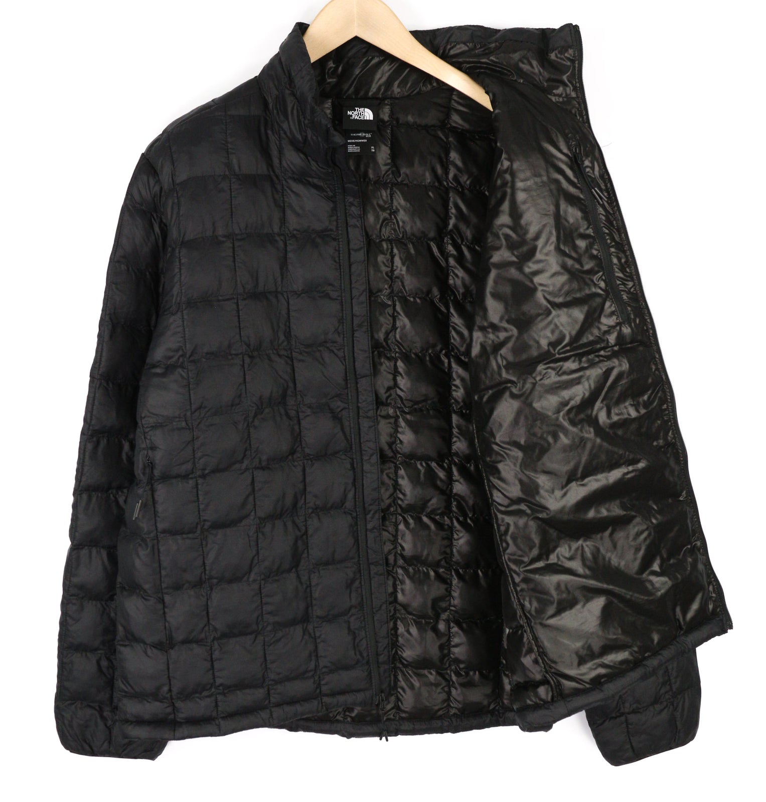 THE NORTH FACE ThermoBall Eco vyriška striukė XL dydžio, juoda, su logotipu, izoliuota, dygsniuota užtrauktuku. 