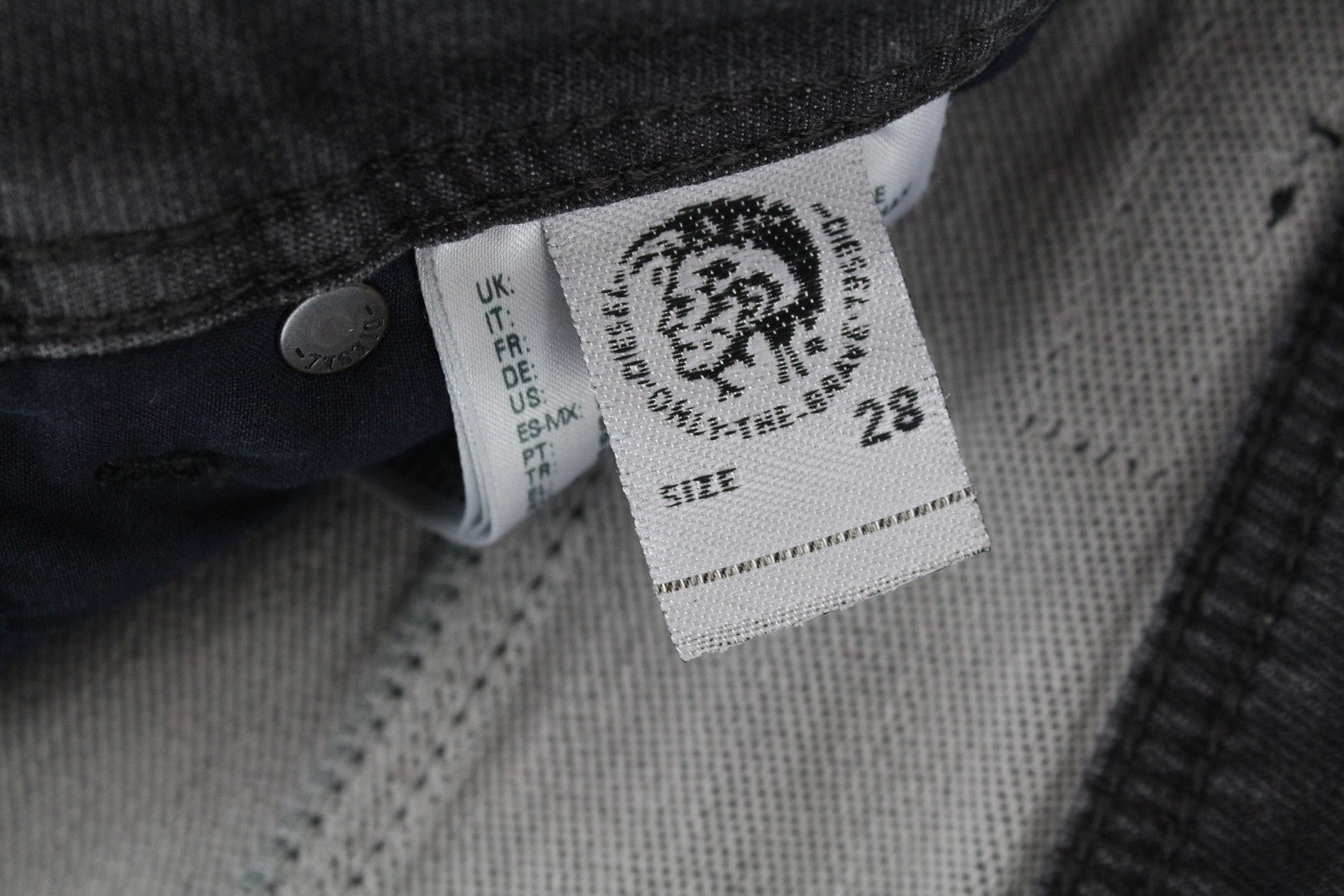 DIESEL Krooley CB-NE 069EM vyriški pilki sportiniai džinsai jogger stiliumi W28 Slim Stretch Fit 