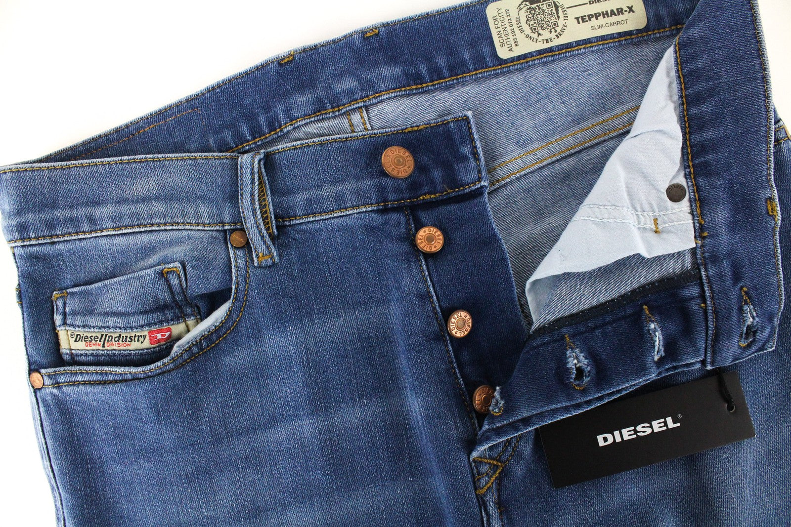 DIESEL Tepphar-X R8XA3 vyriški mėlyni džinsai W28/L34 Slim Carrot Fit skalbti tamprūs džinsai 