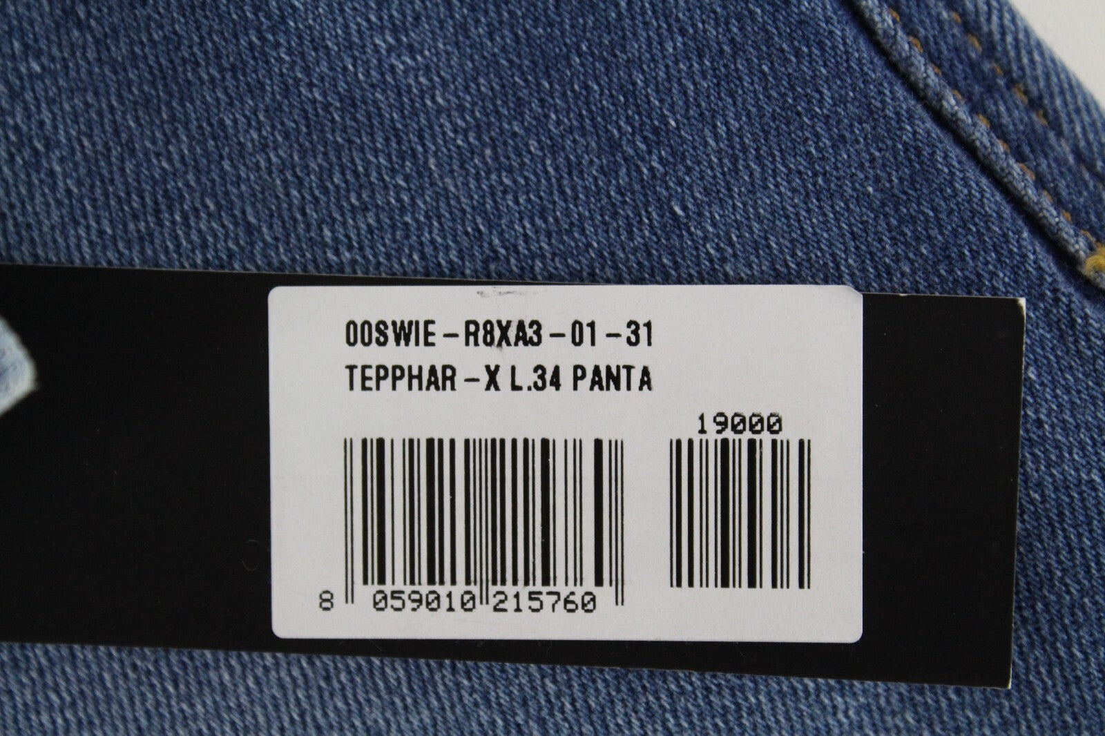 DIESEL Tepphar-X R8XA3 vyriški mėlyni ploni morkų kirpimo džinsai W31/L34 skalbto džinso spalvos 