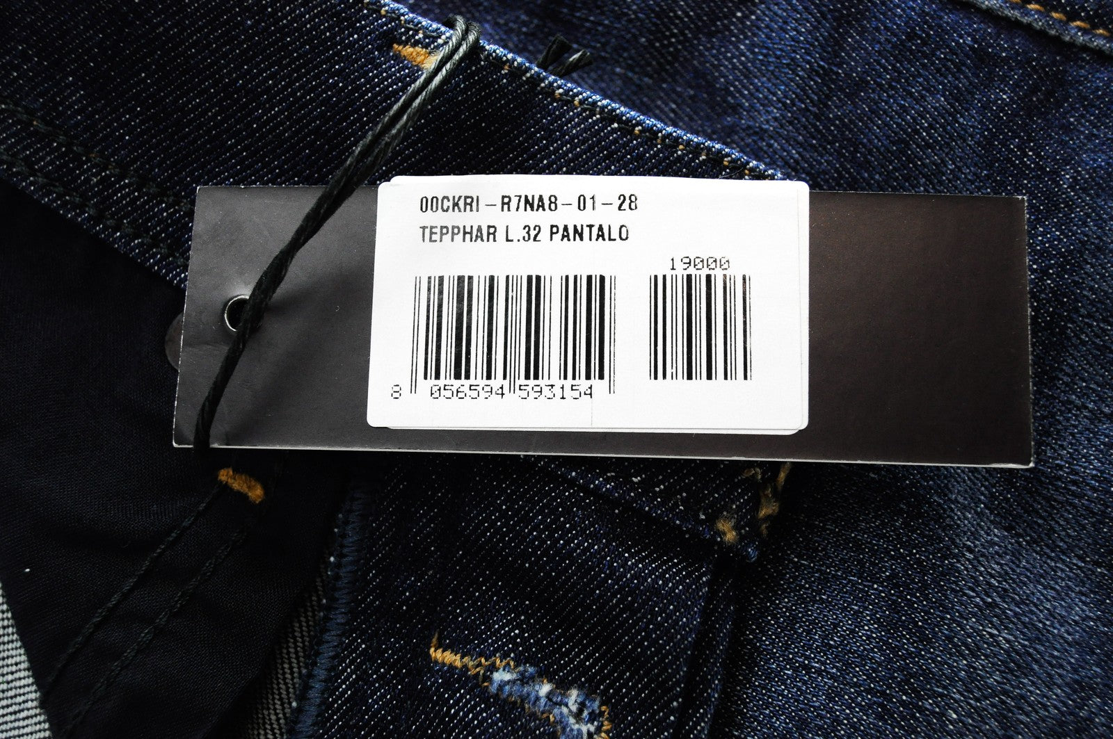 DIESEL Tepphar R7NA8 vyriški mėlyni džinsai W28/L32 Slim Carrot Sendinto Dramblio Kaulo Stiliaus 