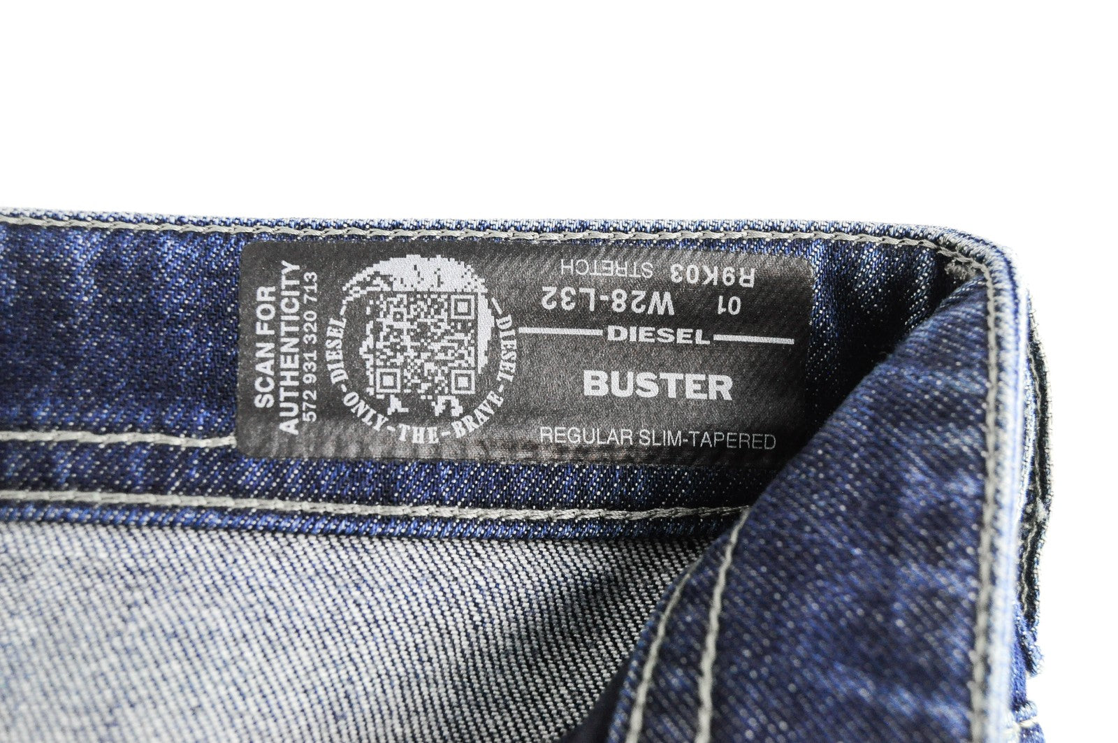 DIESEL Buster R9K03 vyriški mėlyni džinsai W28/L32 Slim Tapered Stained Distressed 