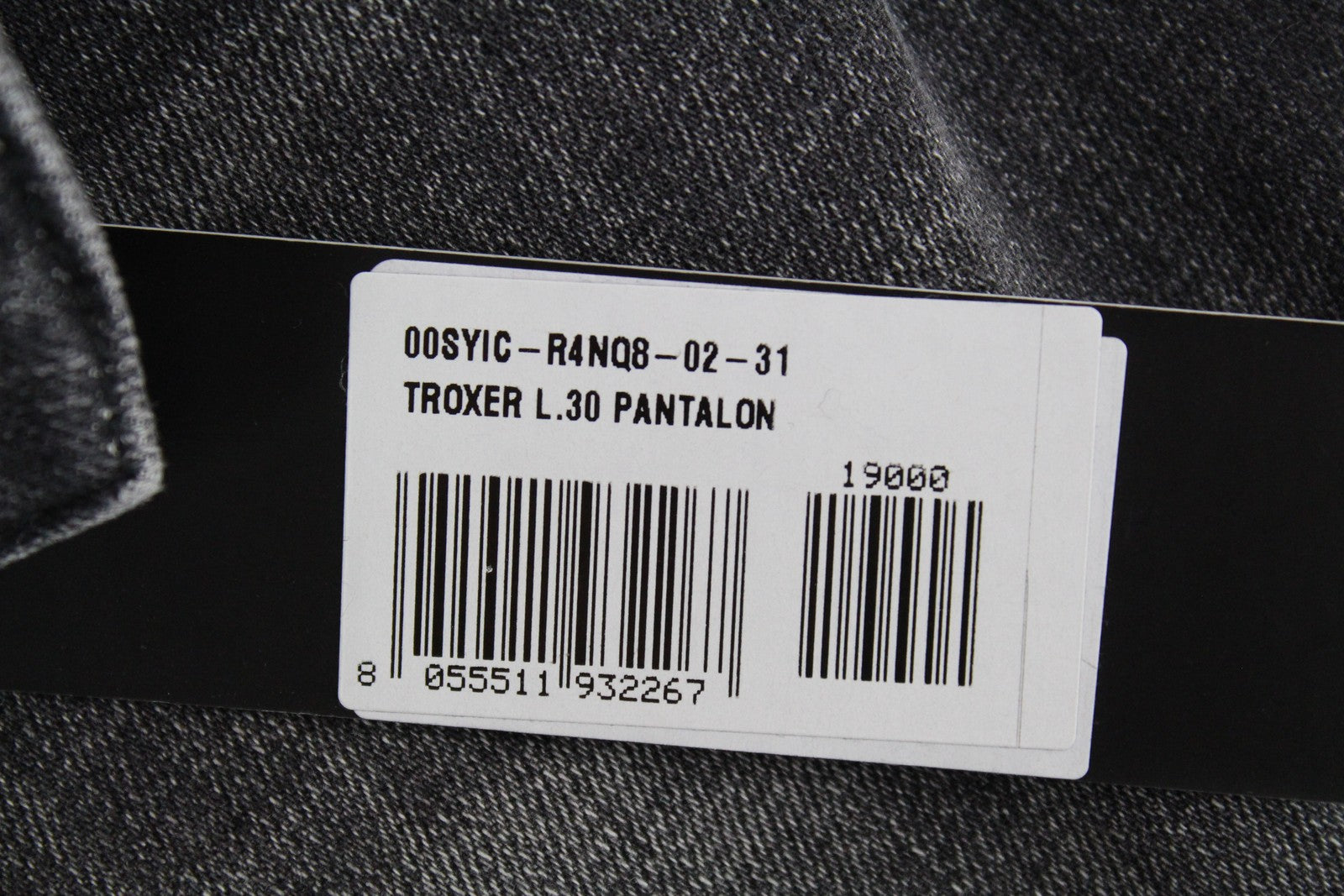 DIESEL Troxer R4NQ8 vyriški džinsai W31/L30 Slim Fit, skalbtos pilkos spalvos, tamprios medvilnės medžiagos 