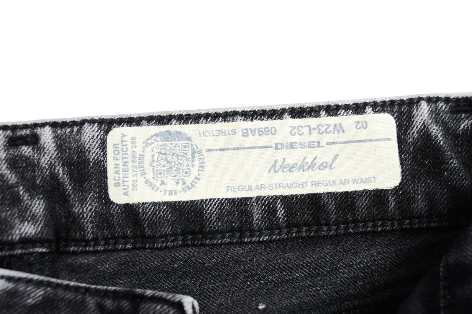 DIESEL Neekhol 069AB moteriški mėlyni džinsai W23/L32 akmens skalavimo rašto, plėšyti, tiesaus kirpimo 