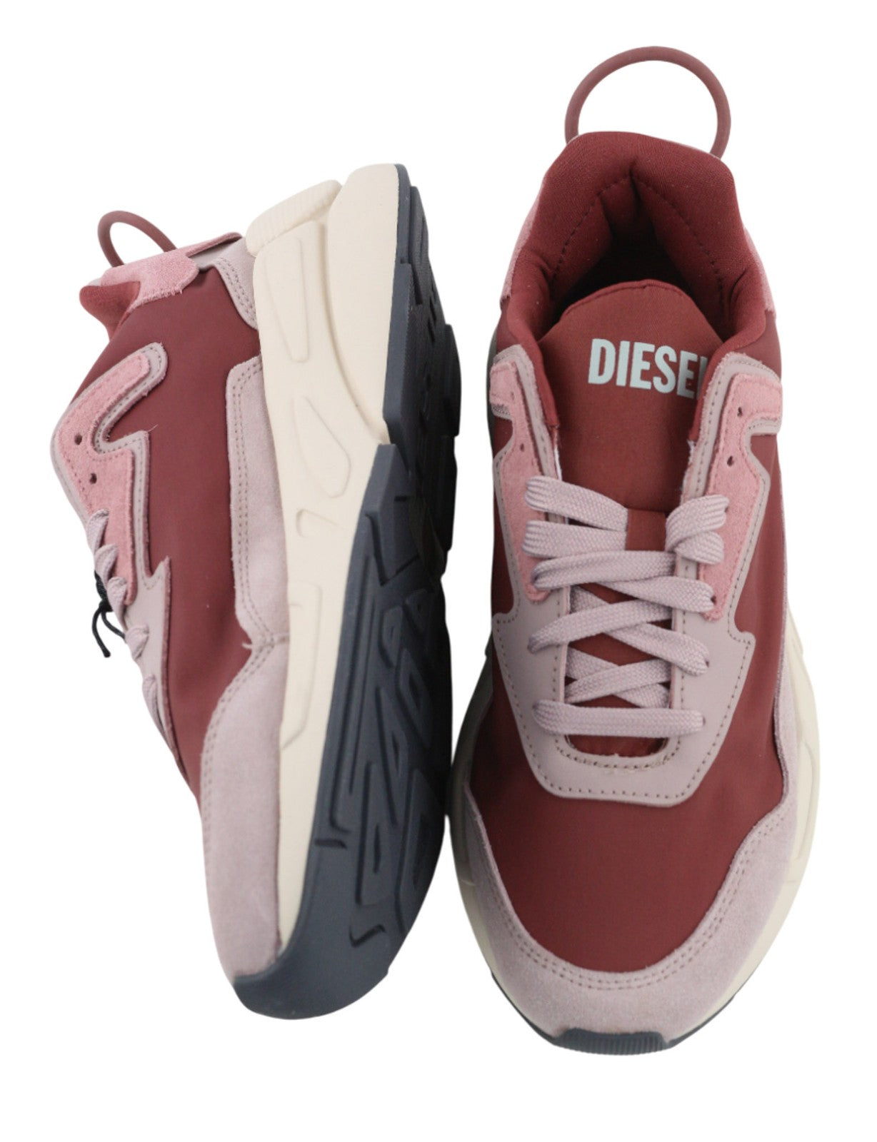 DIESEL S-Serendipity LC moteriški sportbačiai, EU36.5, UK4.5, suvarstomi žemakulniai, violetiniai, rekomenduojama kaina – 150 € 