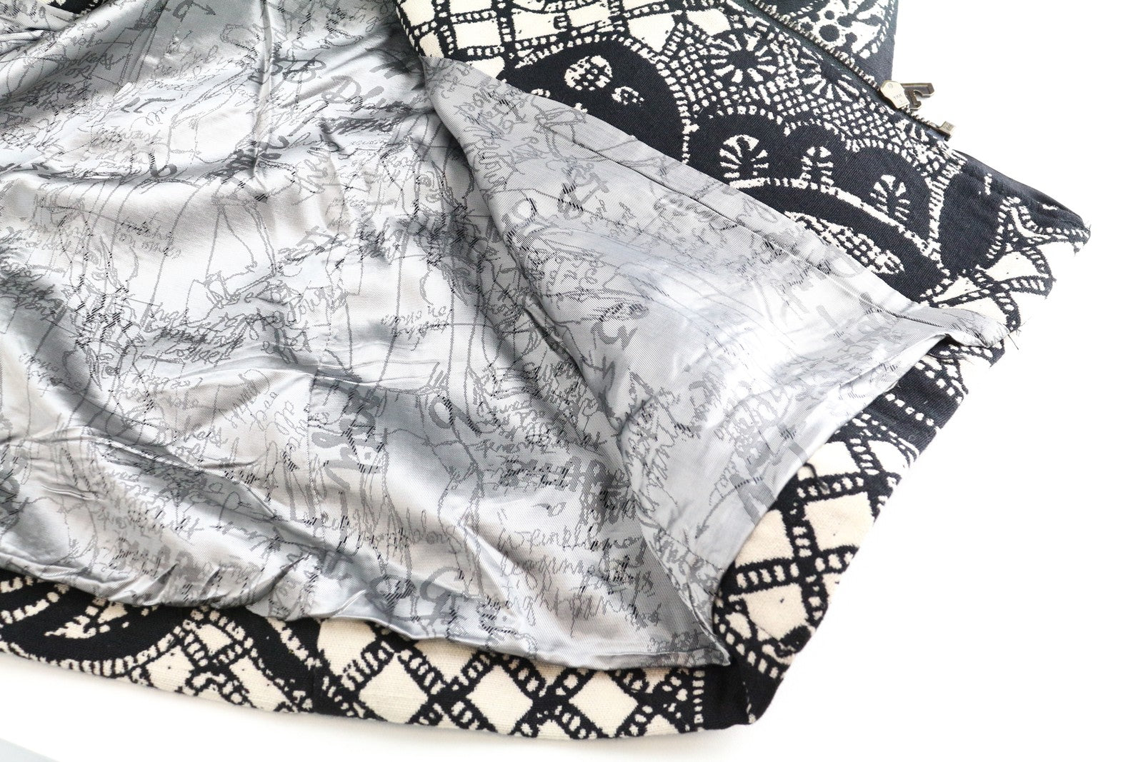 DESIGUAL Kytzia moteriškas paltas, 38 cm, raštuotas, pilkas, vieneilis, su pamušalu. 