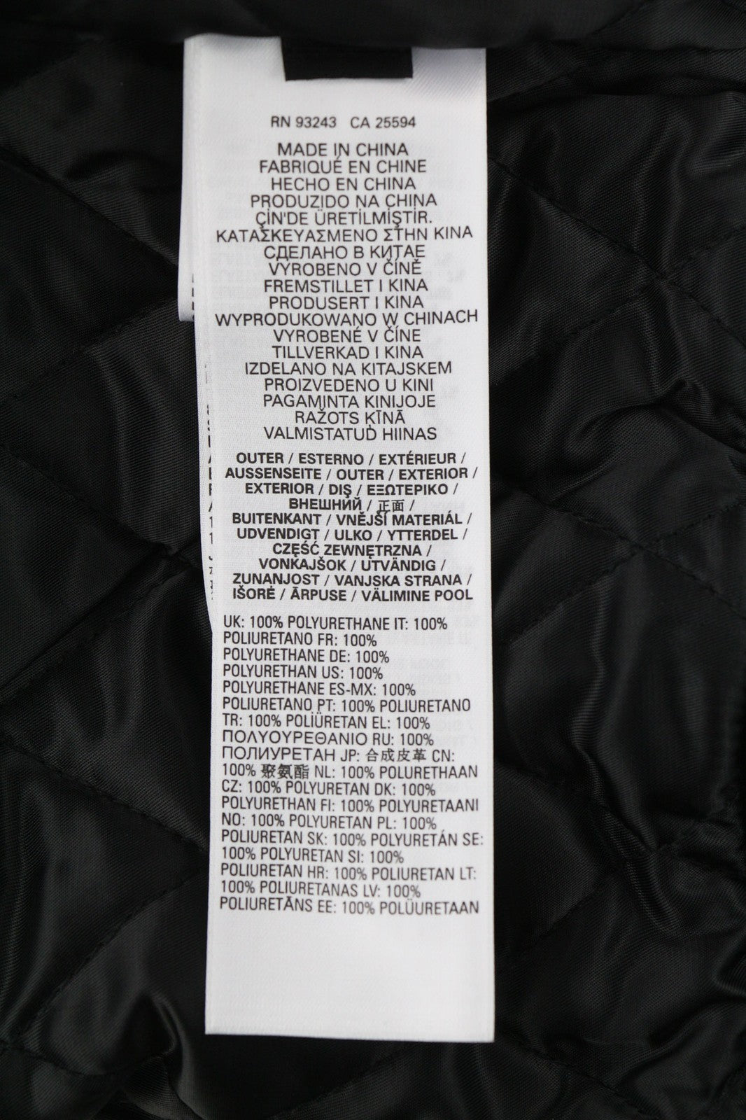 DIESEL G-Feijoa moteriška striukė S, juoda, dengta, izoliuota apykakle, pamušalu. RRP 395 €. 