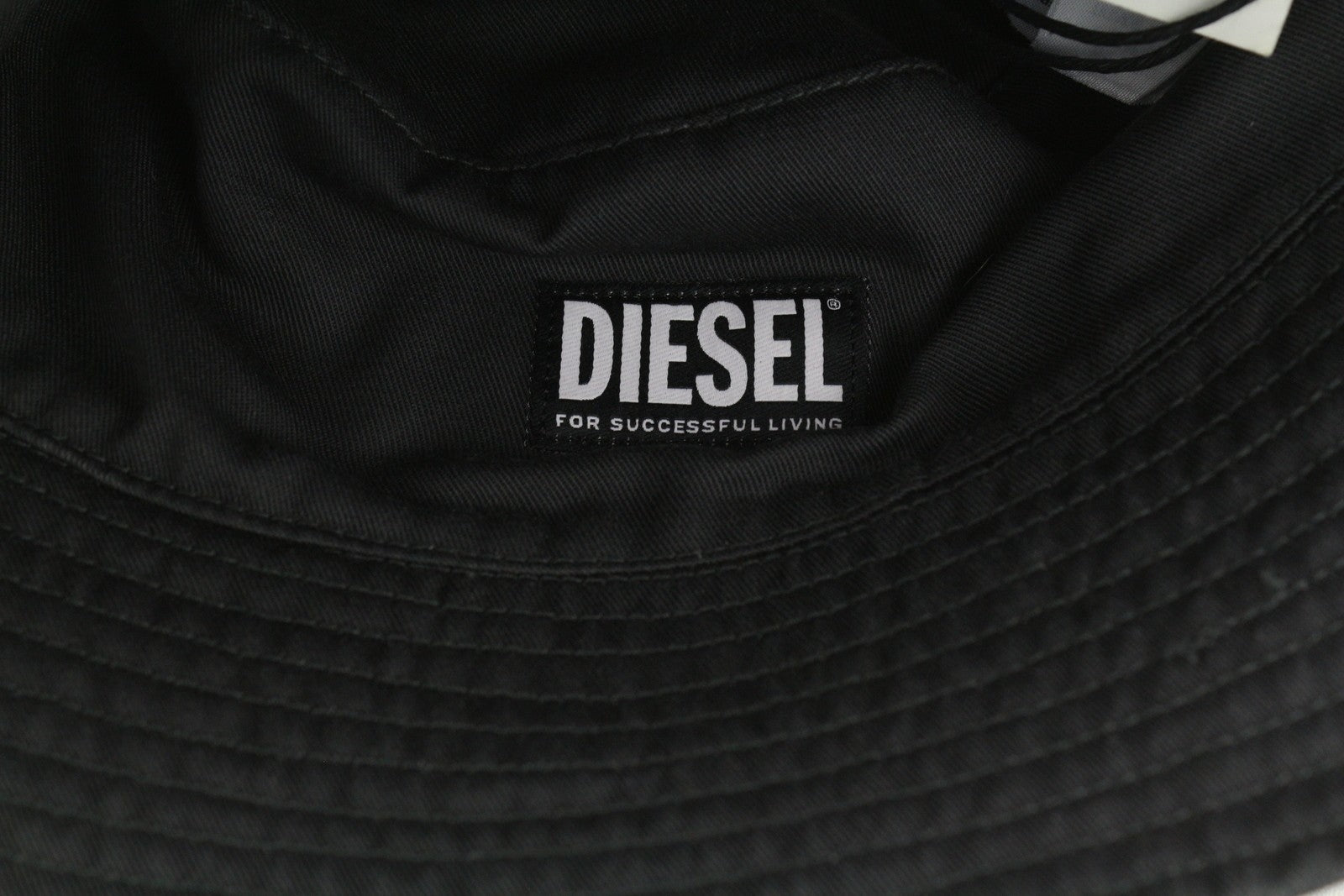 DIESEL D-Indig vyriška kepurė OS juoda, kibirinė, visiems metų laikams, laisvalaikio stiliaus, priekinė, RRP 100 € 