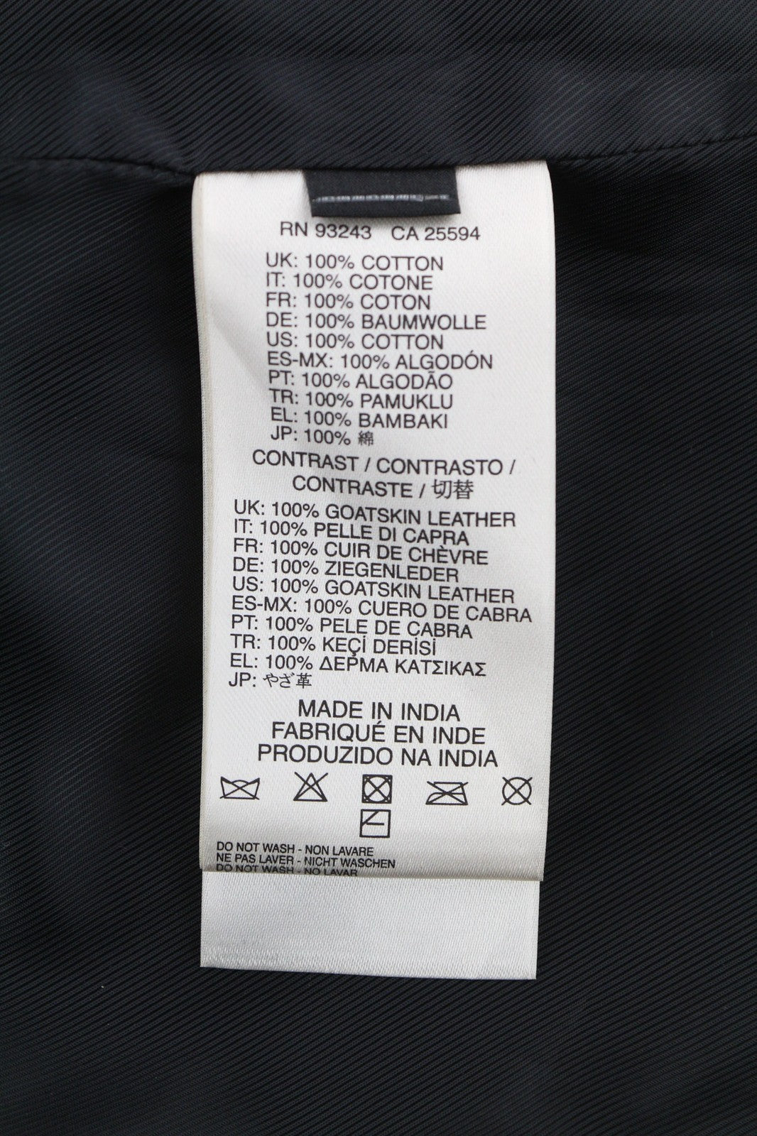 DIESEL L-Dada-A moteriška striukė S, juoda, asimetriška iš skalbtos ožkos odos, rekomenduojama kaina – 410 € 